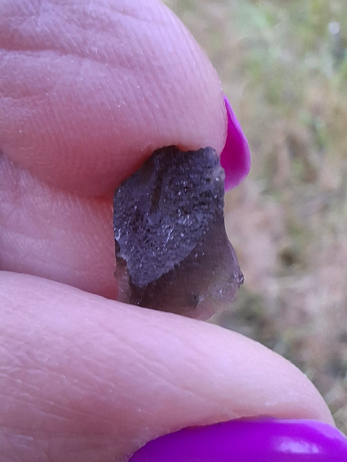Moldavite Piece, 0.72g, Tektite (Ref: 1443)