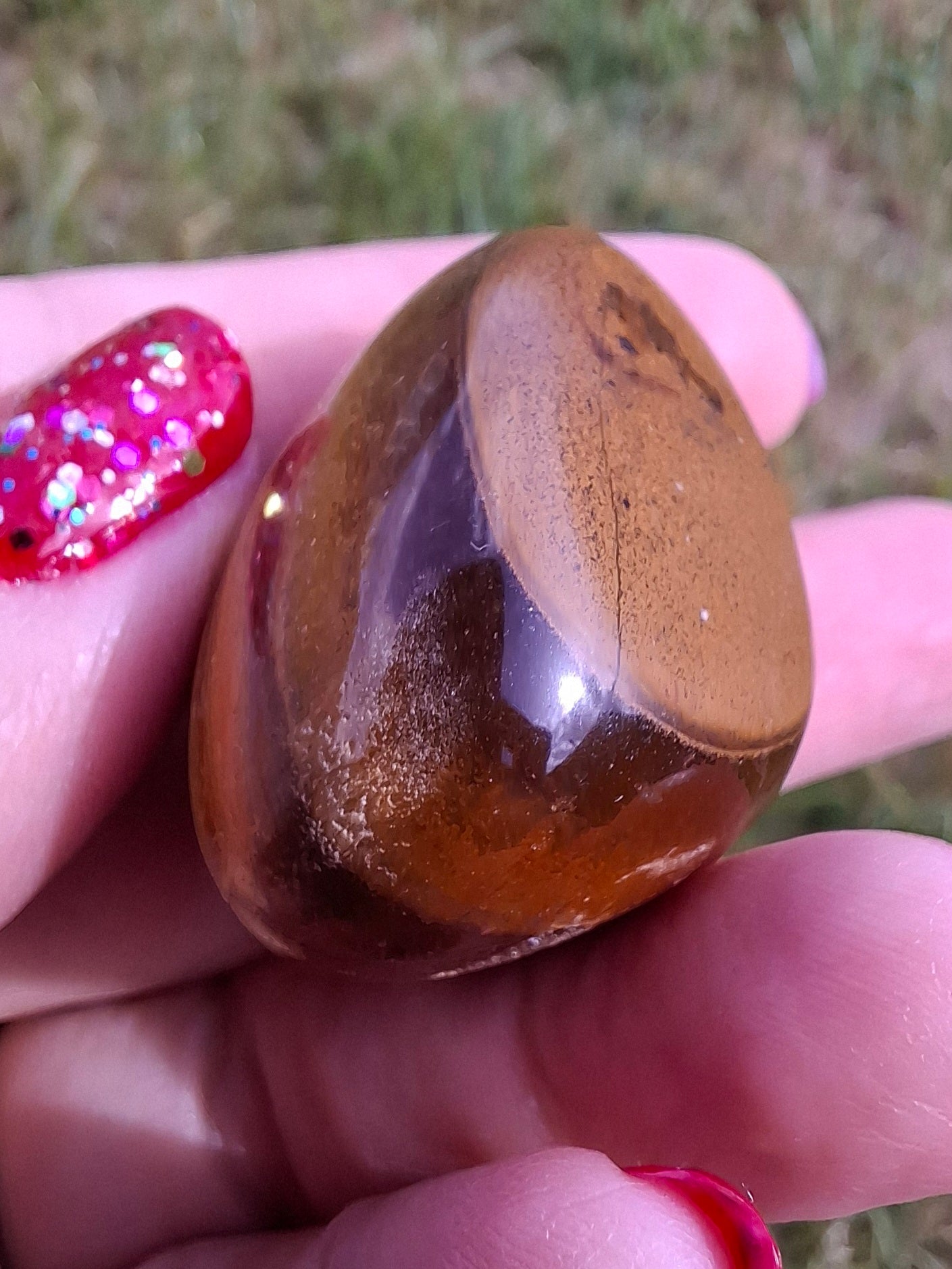 Tigers Eye, Tumble Stone, Crystal (Ref: T134)