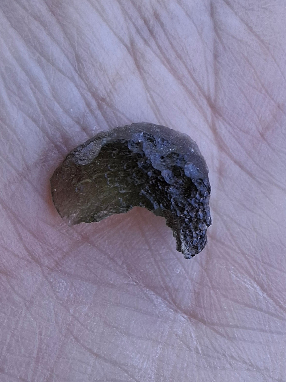 Moldavite Piece, 0.81g, Tektite (Ref: 1400)