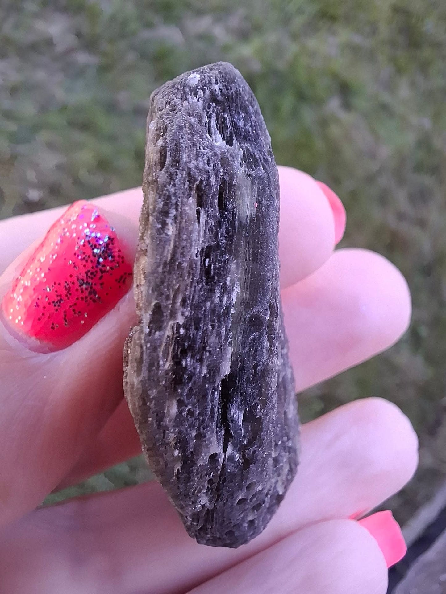 Moldavite Piece, NESMEN HURKA,  26.87g, Tektite (Ref: 1170)