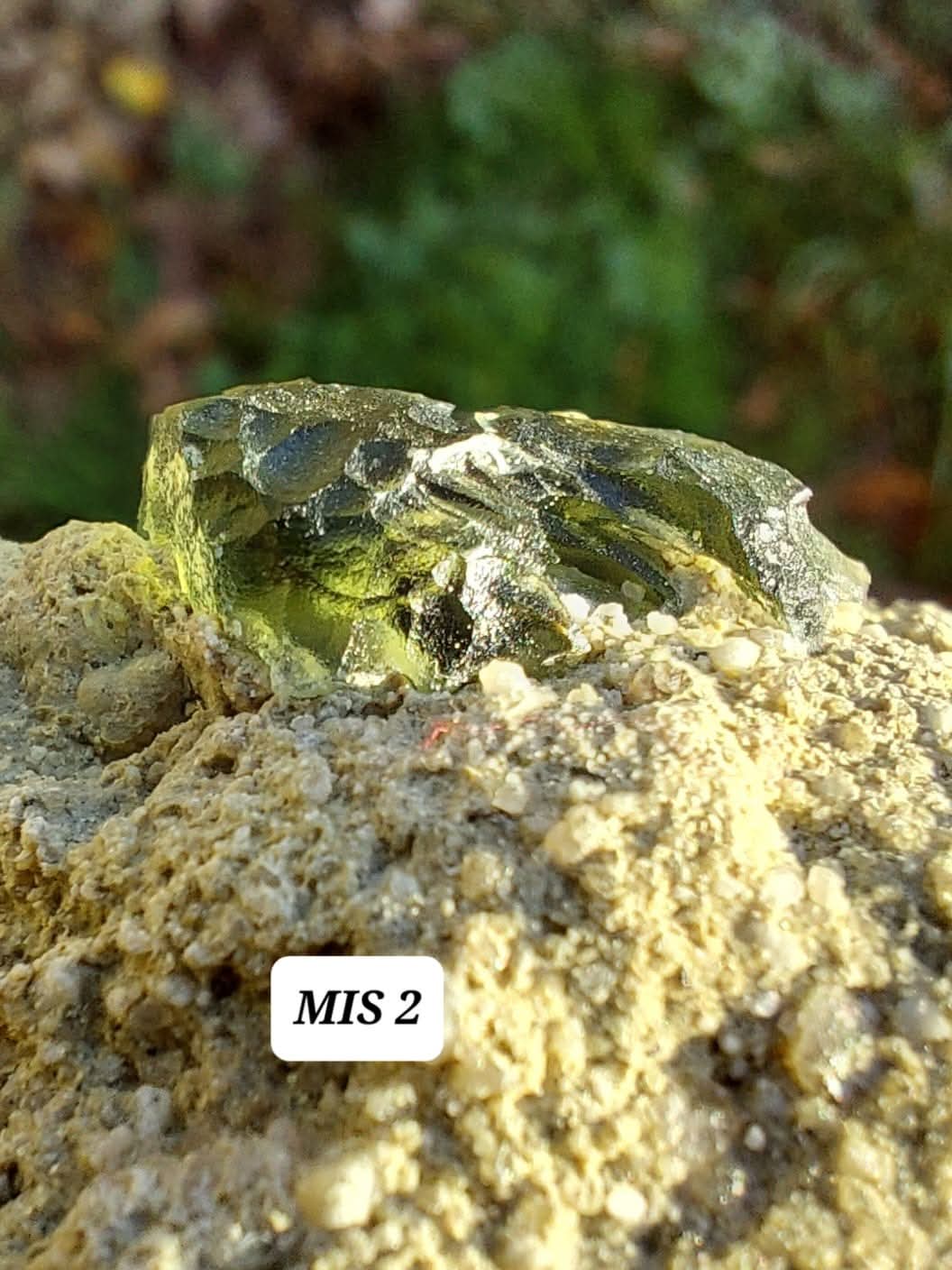Moldavite In-Situ (in matrix), Besednice, Est 3.5-4g, Tektite (Ref: MIS2)