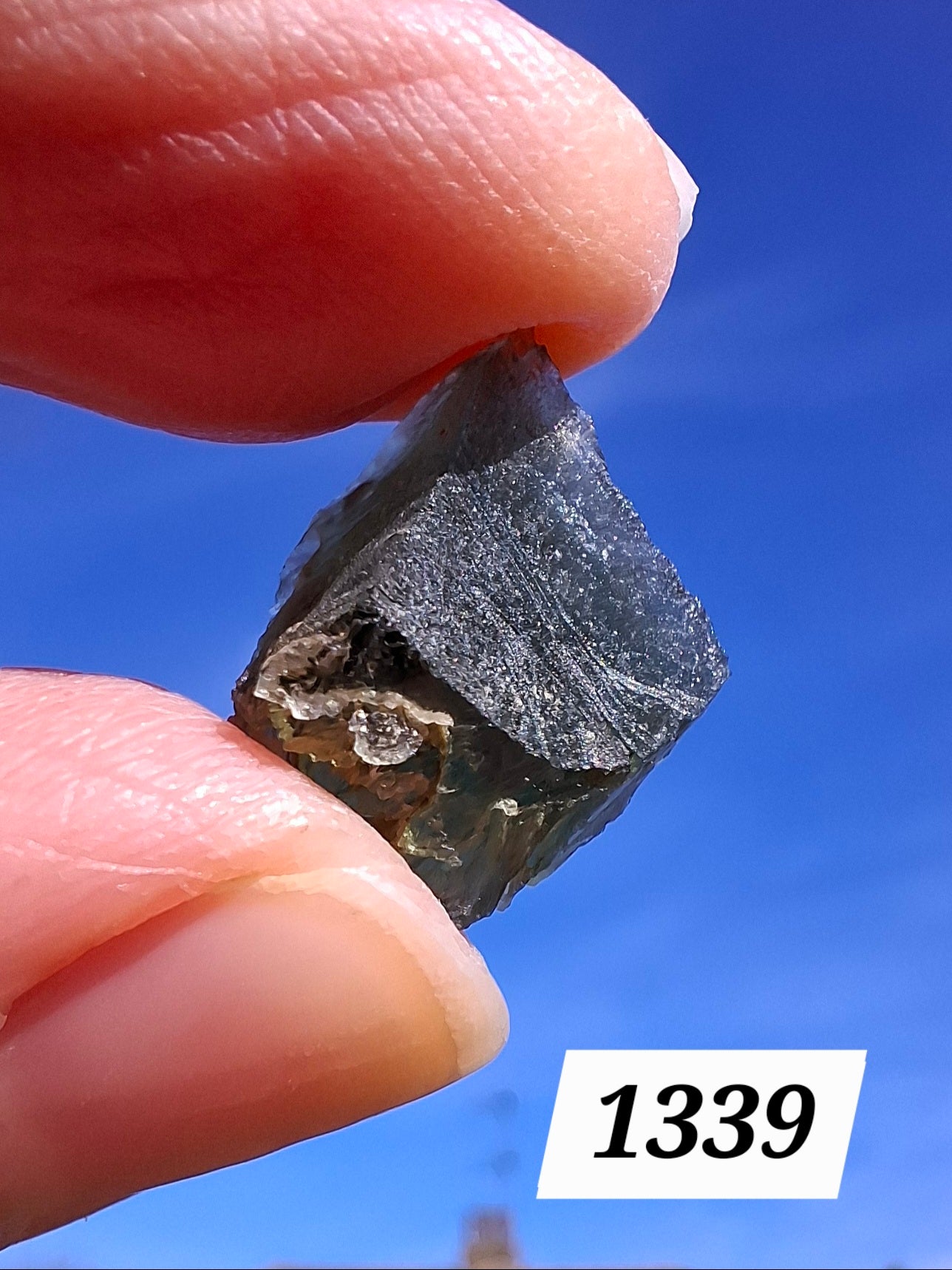 Moldavite Piece, 1.41g, Tektite (Ref: 1339)