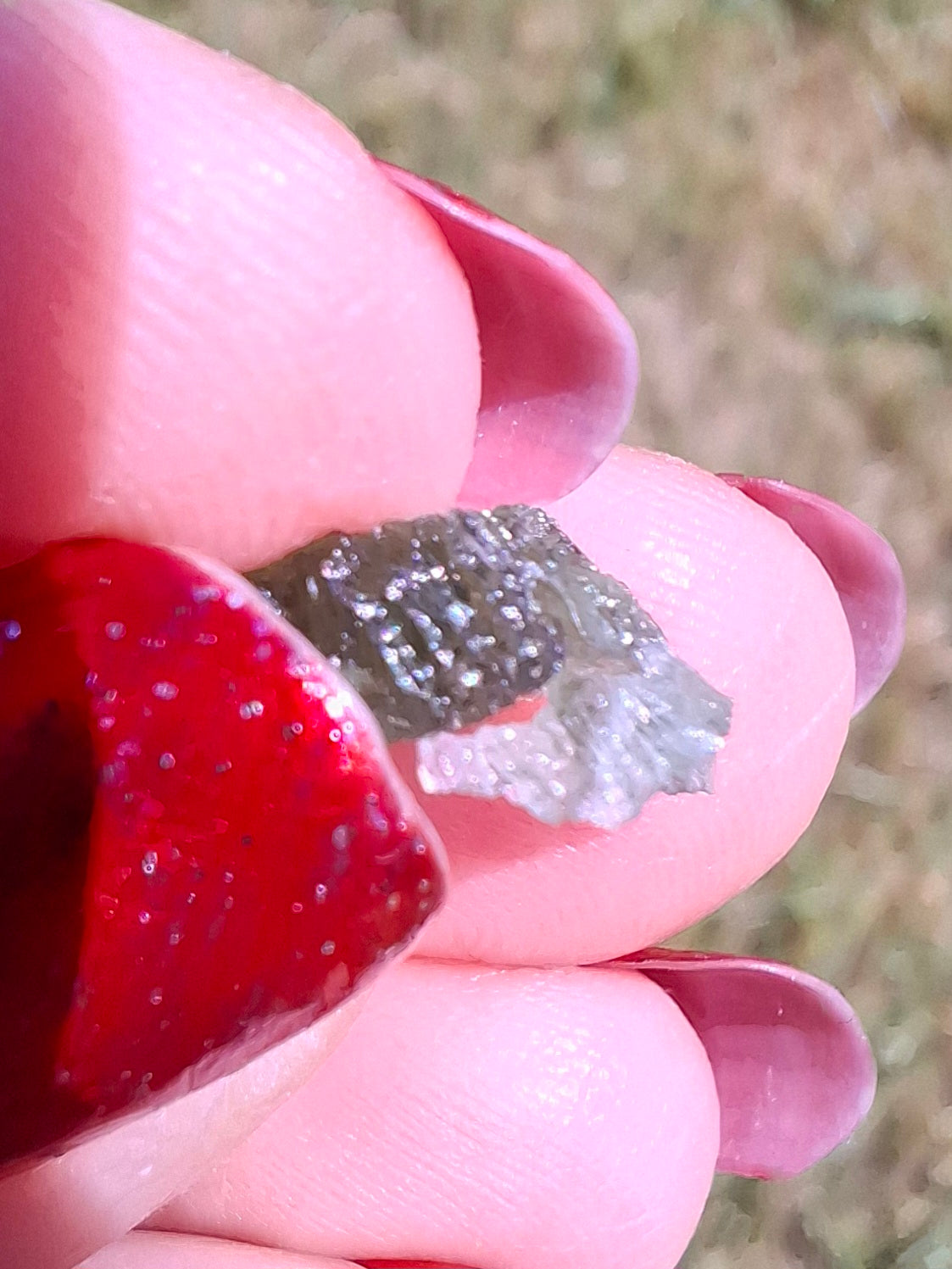 Moldavite Piece, 0.60g, Tektite (Ref: 1473)