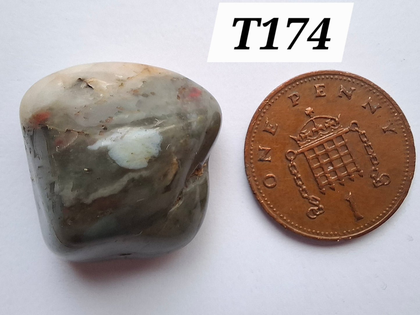 African Blood Stone, Tumble Stone, Crystal (Ref: T174)