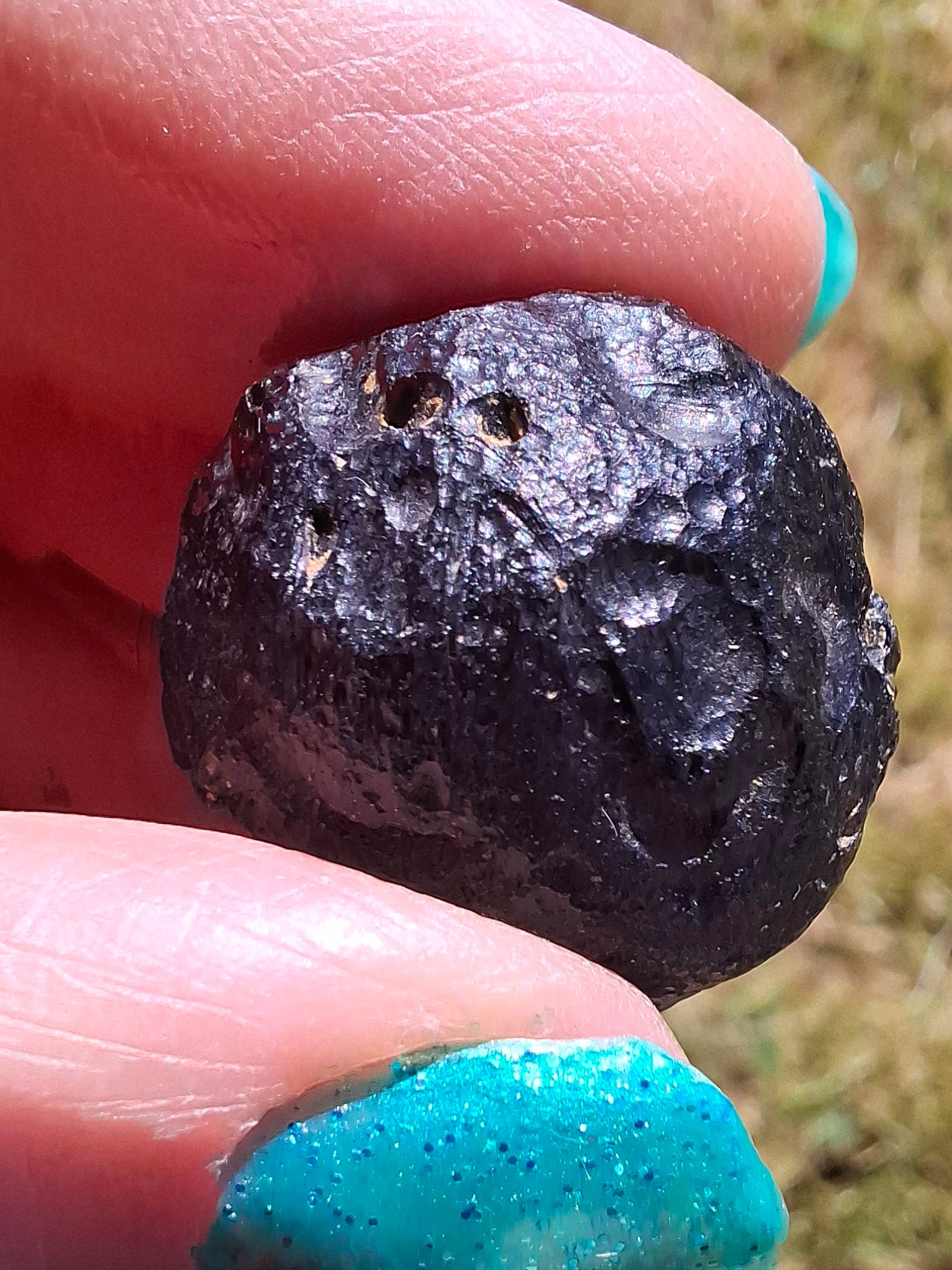 Philippinite (Rizalite), 10.64g, Tektite