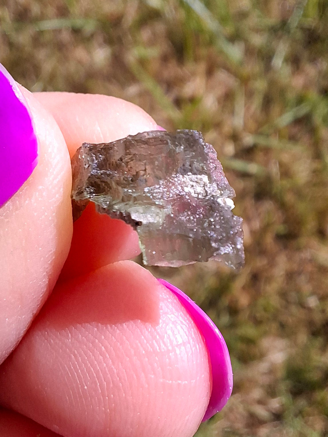 Moldavite Piece, 0.48g, Tektite (Ref: 1463)