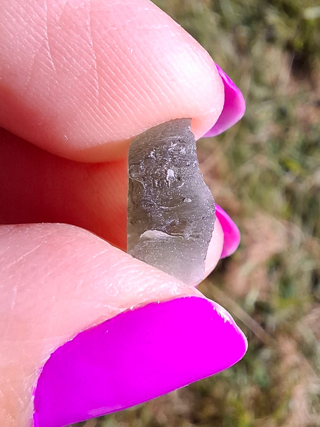 Moldavite Piece, 0.87g, Tektite (Ref: 1453)