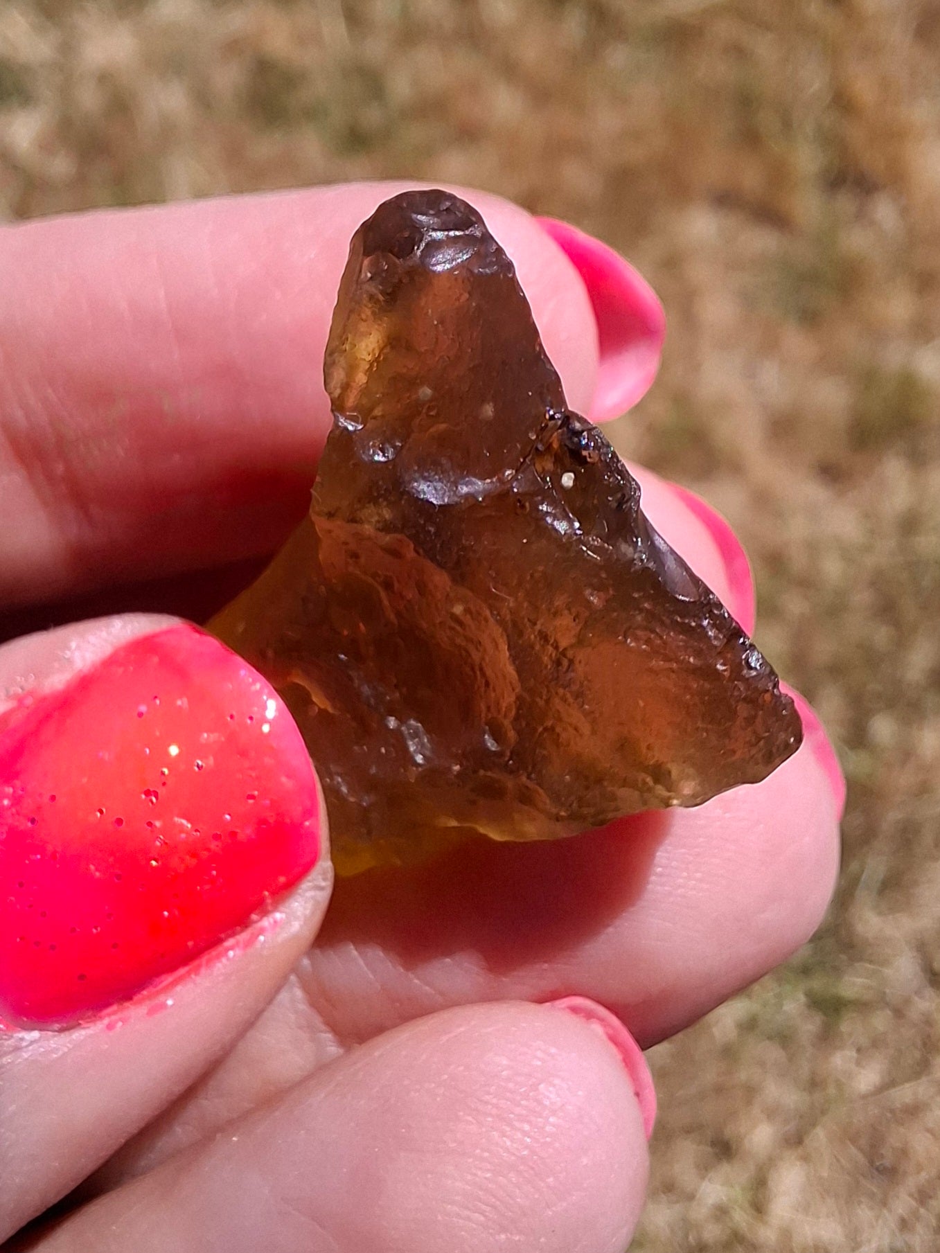 Libyan Desert Glass (darker) Piece, 7.36g, Tektite (Ref: L1357)