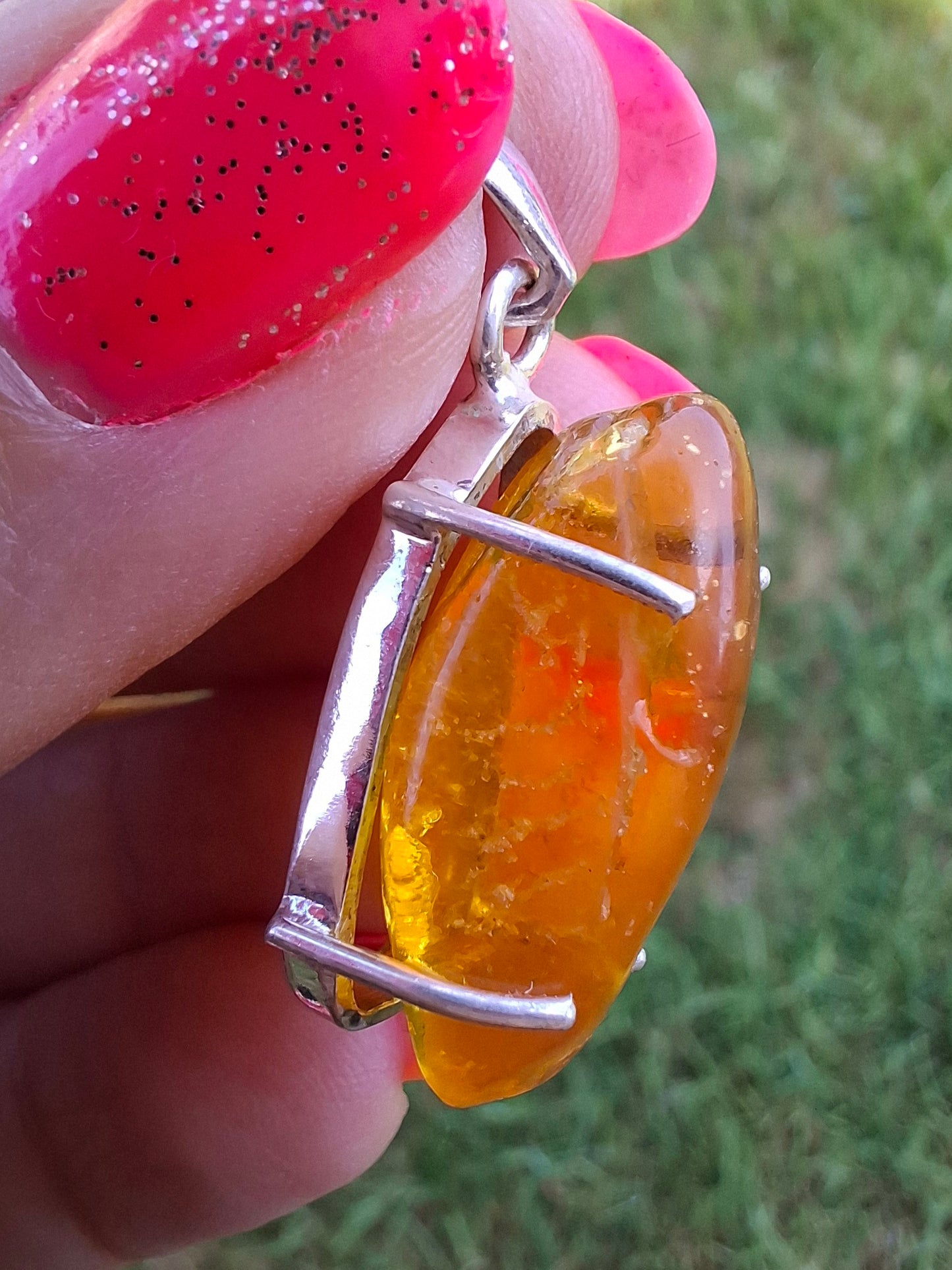 Baltic Amber Pendant, 925 Silver, Fossil (Ref: AP13)