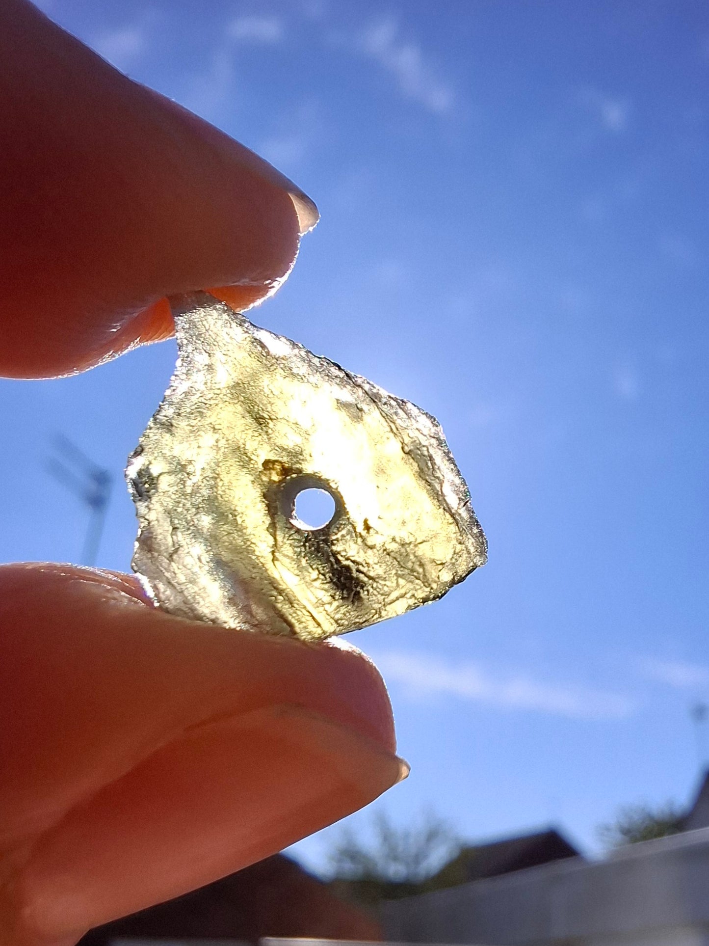 DRILLED, Moldavite Piece, 1.07g, Tektite (Ref: D15)