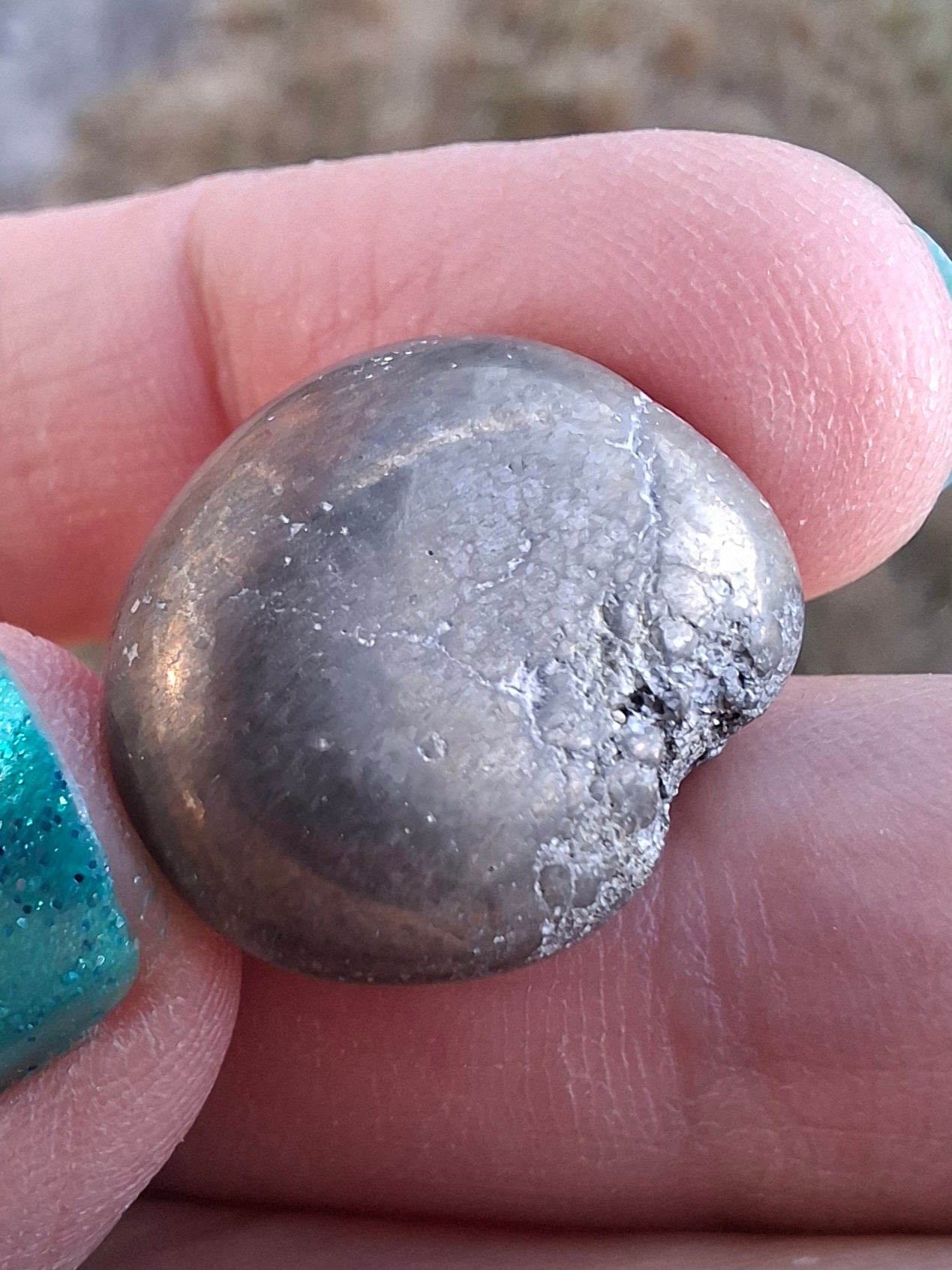 Apache Gold Tumble Stone, Crystal (Ref: T227)