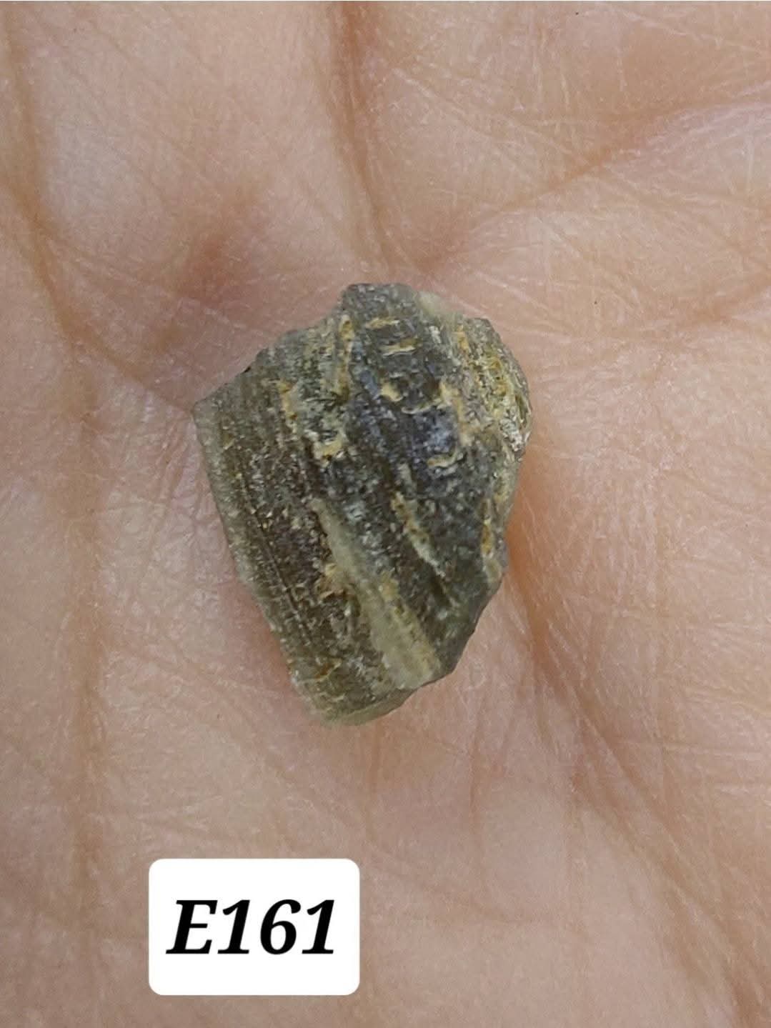 Moldavite Piece, 0.58g, Tektite (Ref: E161)