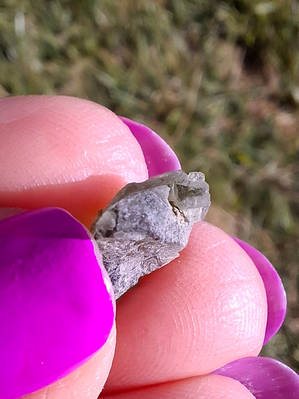 Moldavite Piece, 0.78g, Tektite (Ref: 1451)