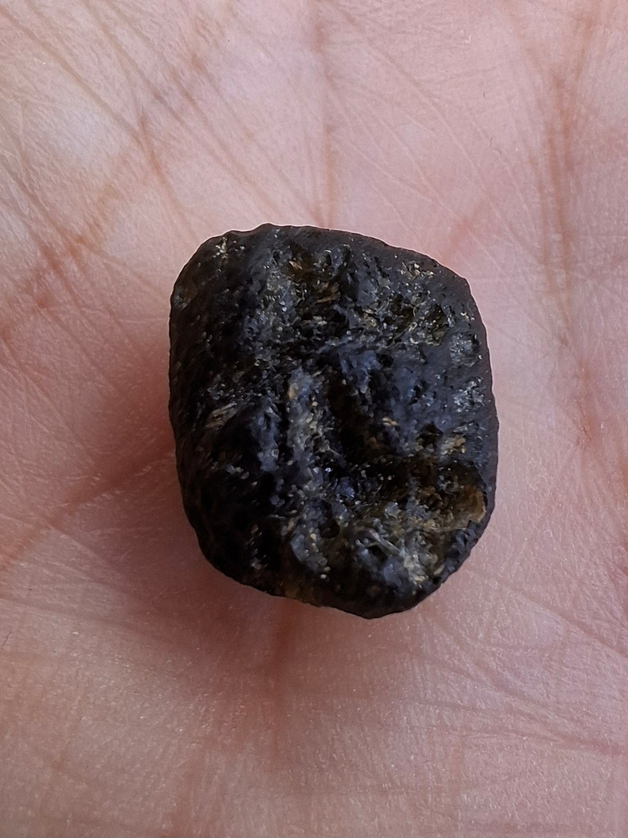 Moldavite Piece, 2.34g, Tektite (Ref: 1414)