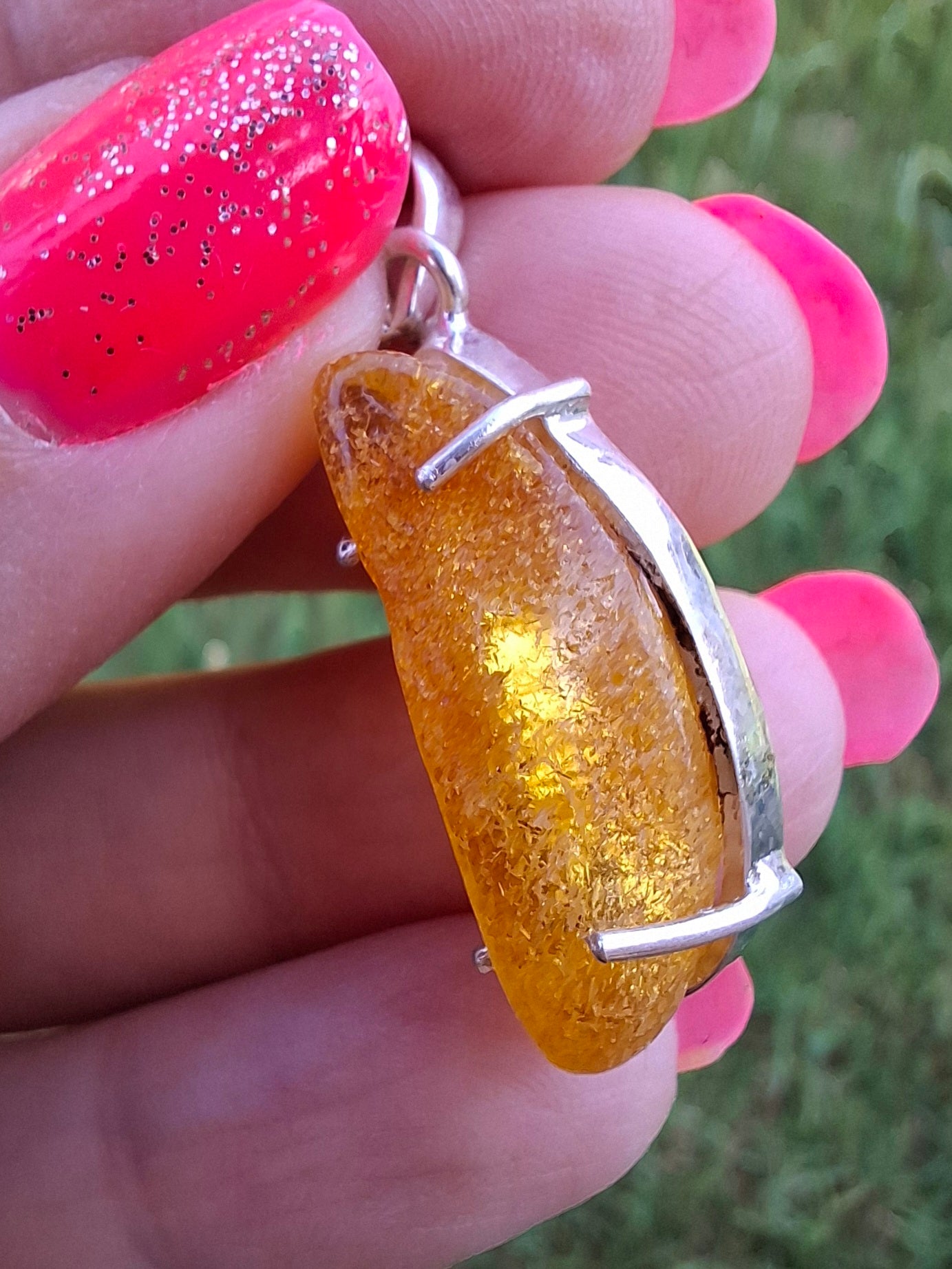Baltic Amber Pendant, 925 Silver, Fossil (Ref: AP9)