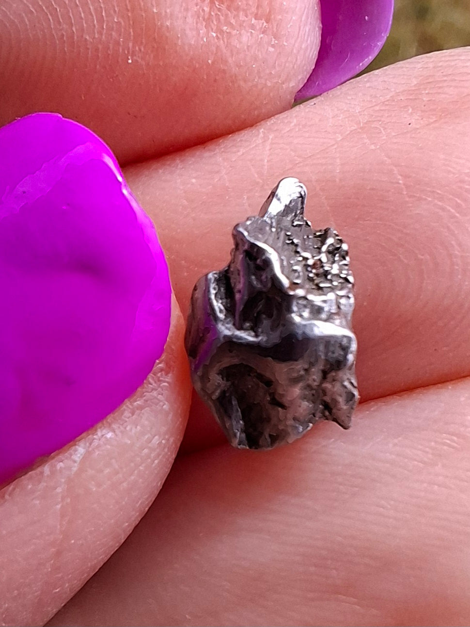Campo del Cielo, 0.87g, Nickel Iron Meteorite (Ref: C4)