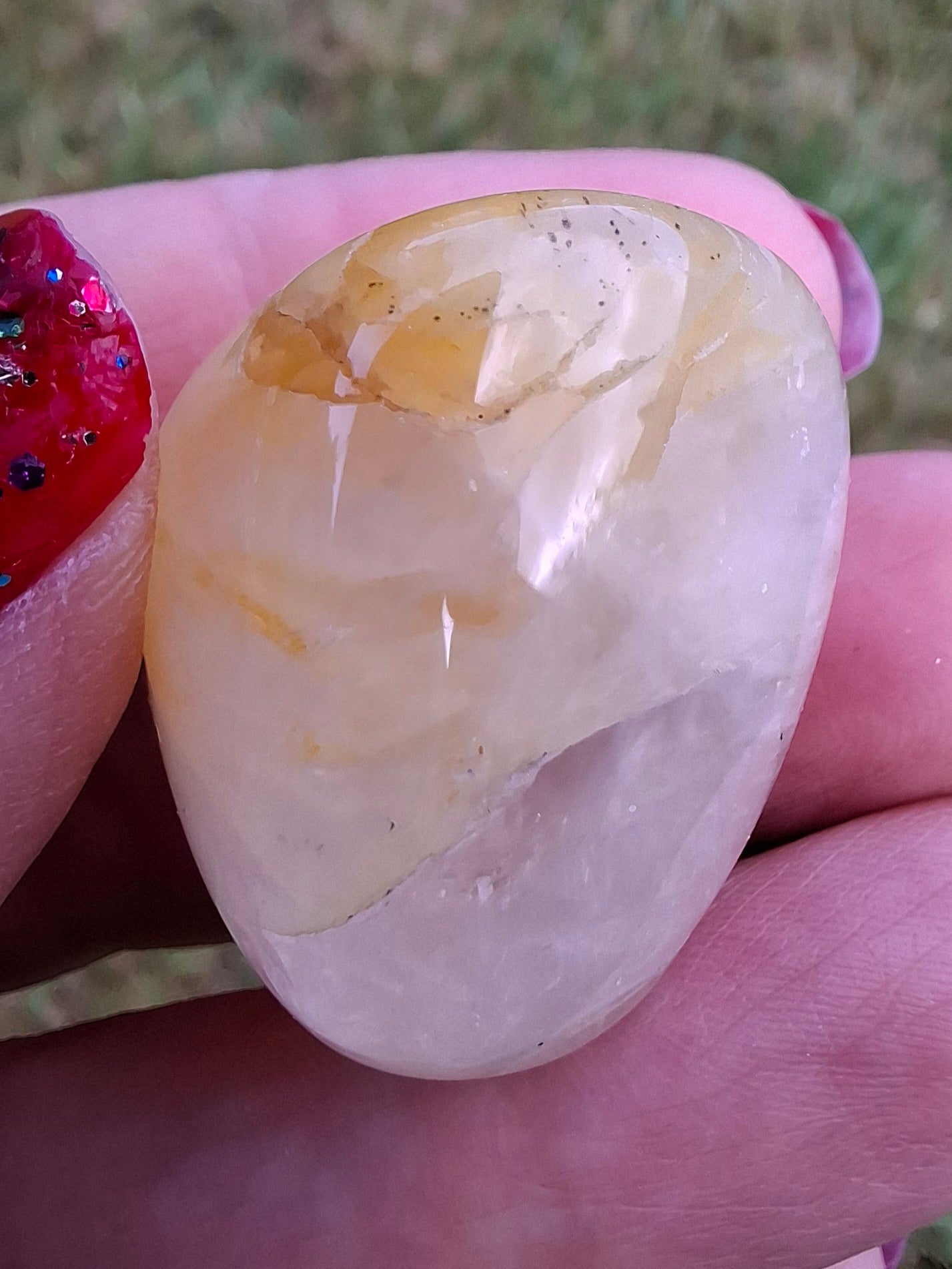 Golden Healer, Tumble Stone, Crystal (Ref: T189)