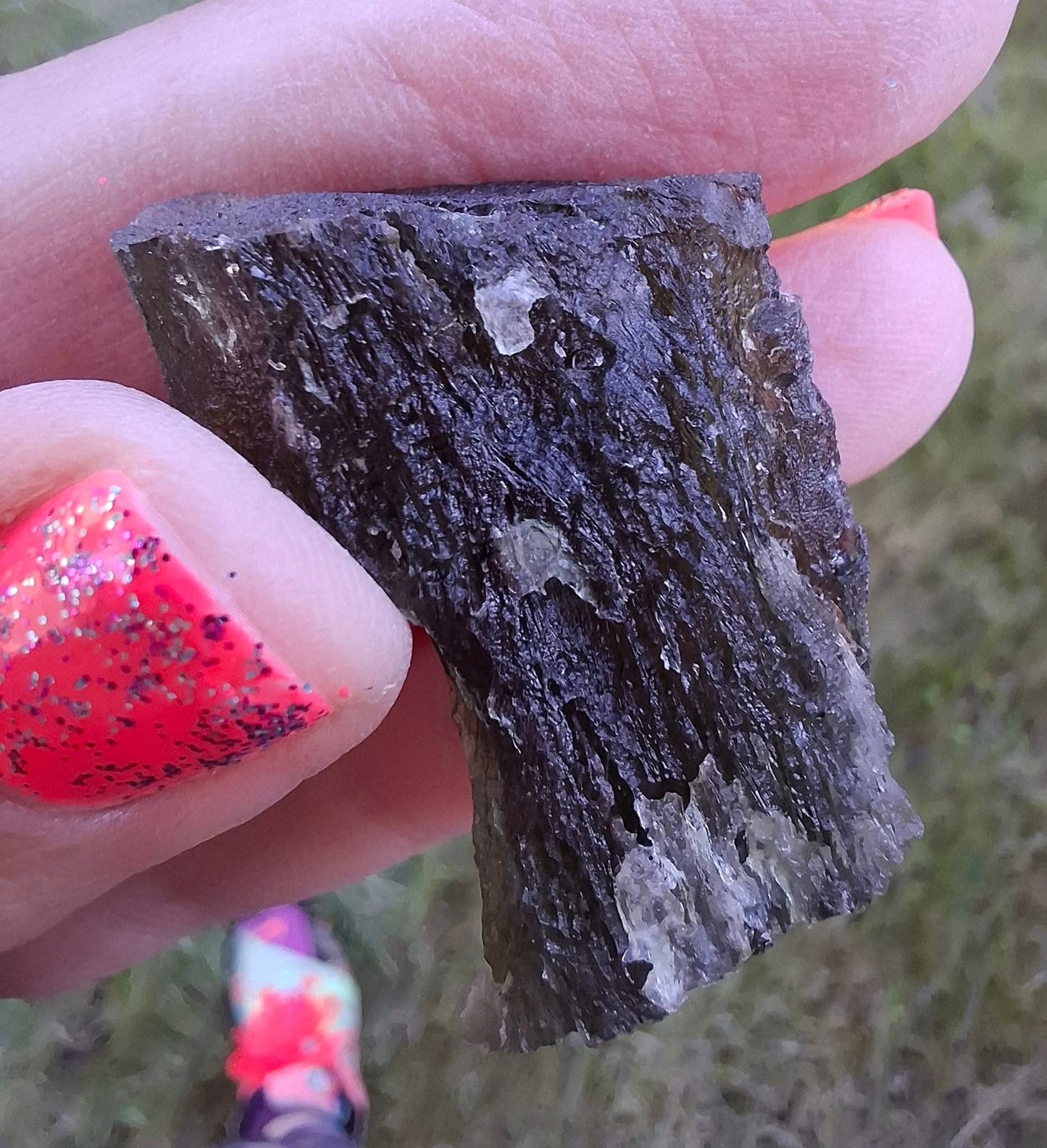 Moldavite Piece, JAKULE, 12.00g, Tektite (Ref: 1175)