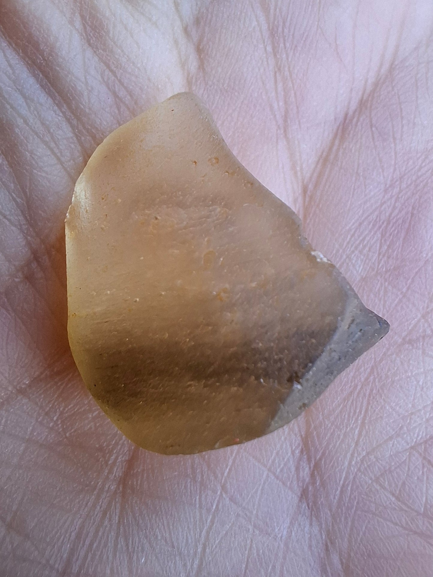 Libyan Desert Glass (darker) Piece, 7.00g, Tektite (Ref: L1373)
