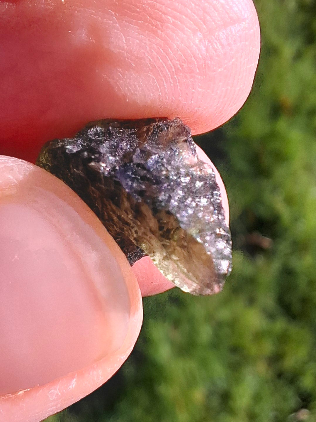 Moldavite Piece, 1.24g, Tektite (Ref: 1341)