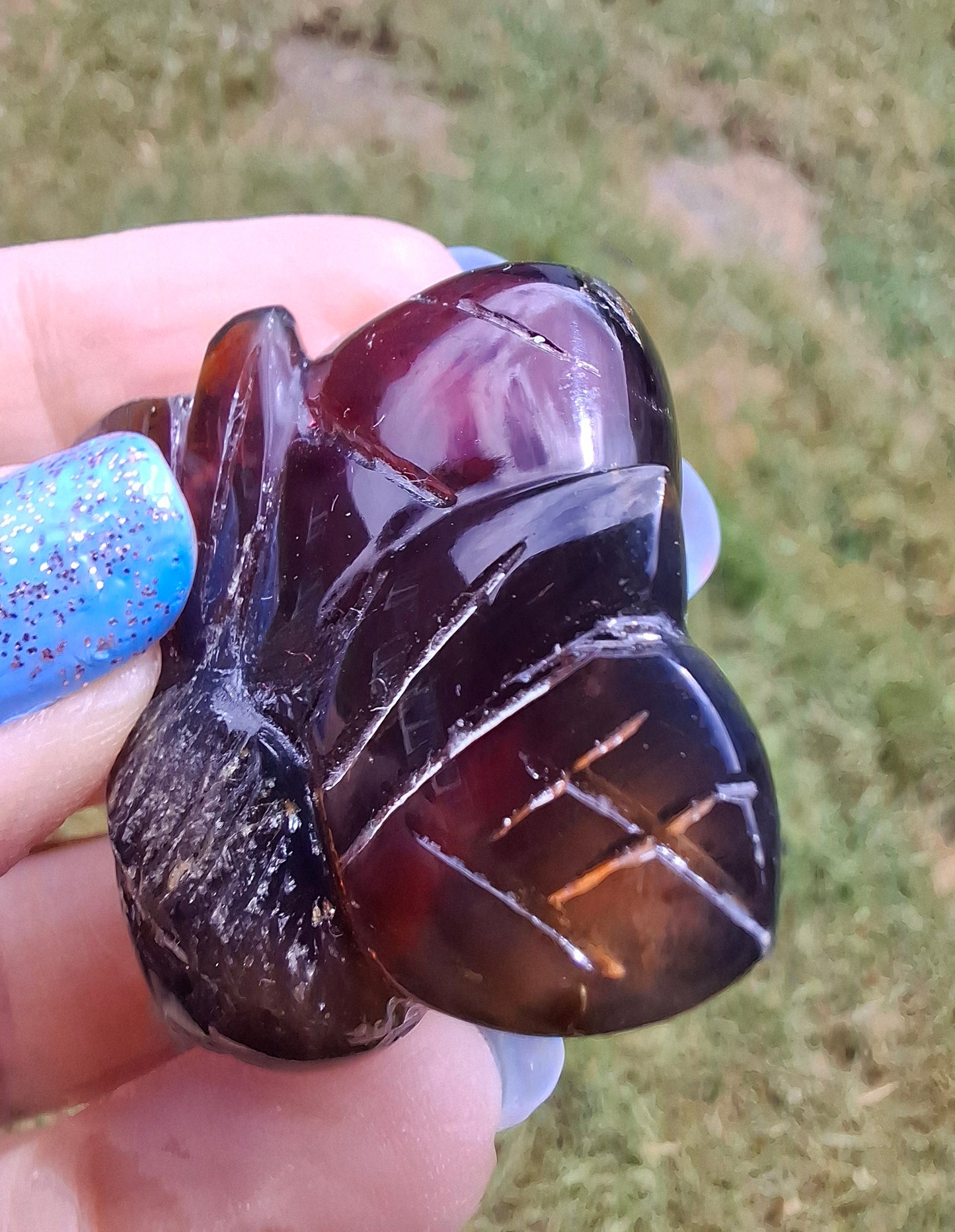 Red Amber Honey Bee Carving, 9.63g, Fossil (Ref: Bee28)