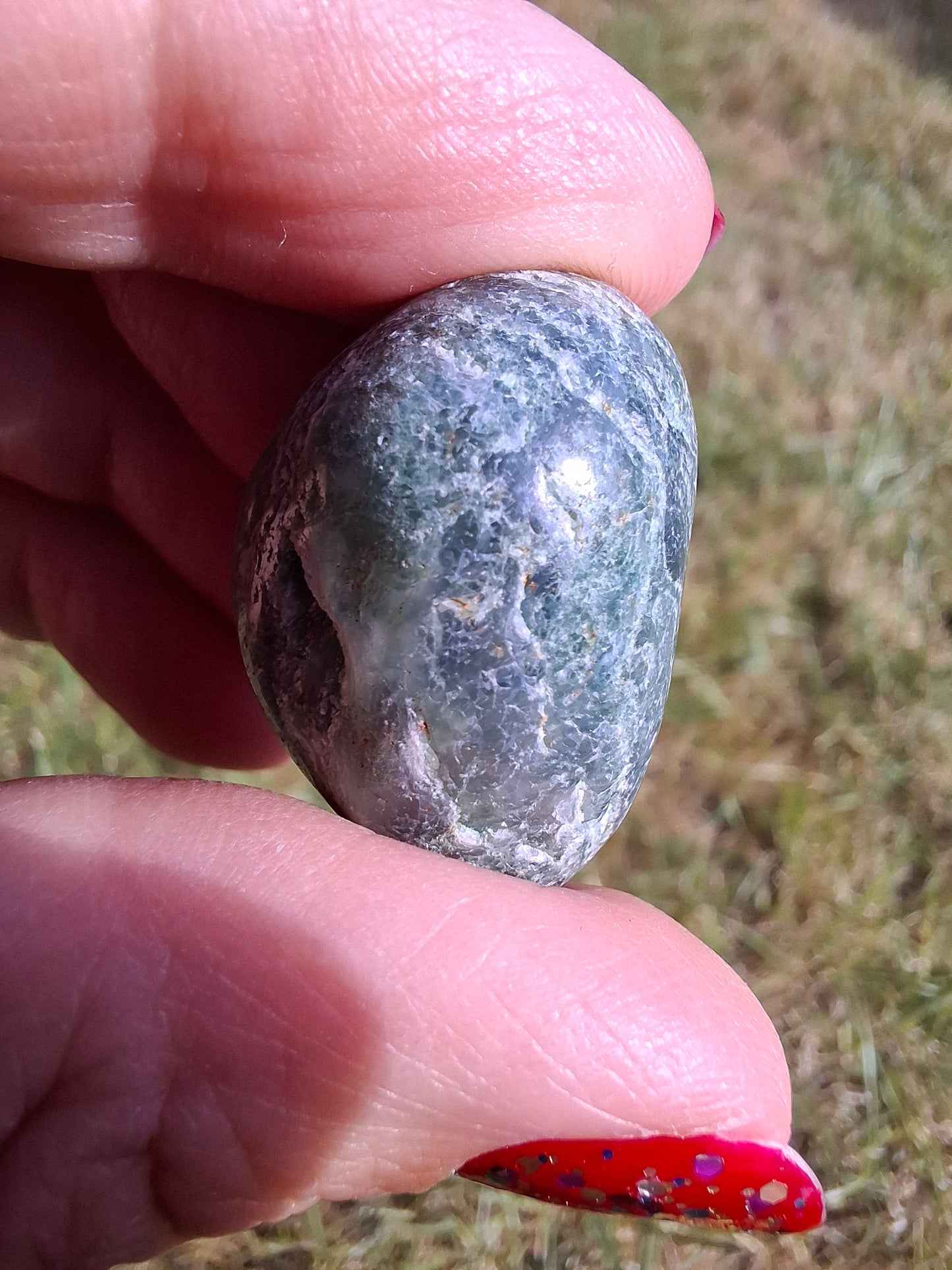 Green Moss Agate, Tumble Stone, Crystal (Ref: T169)