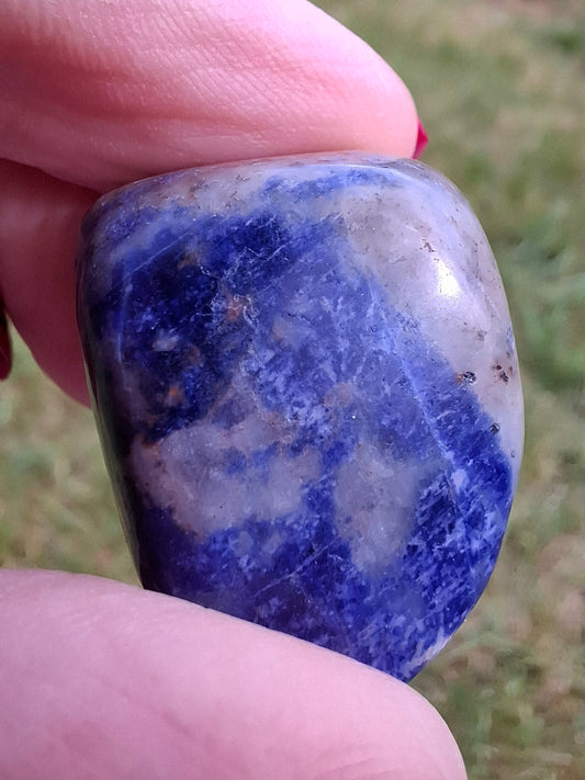 Sodalite, Tumble Stone, Crystal (Ref: T156)