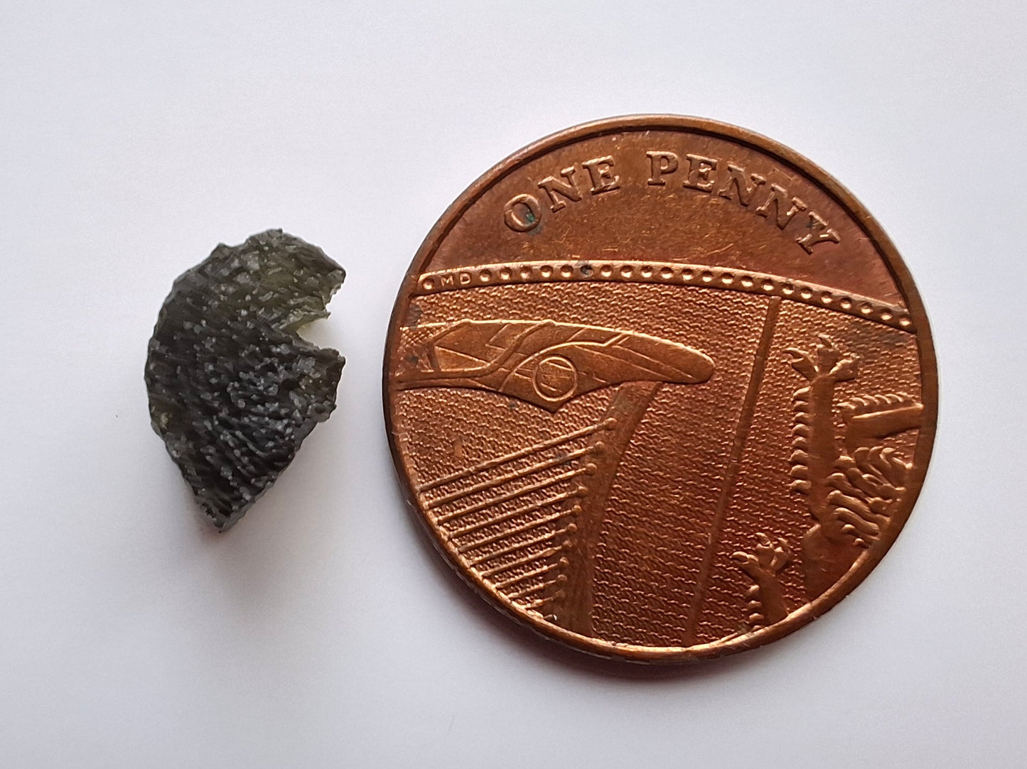 Moldavite Piece, 0.60g, Tektite (Ref: 1408)