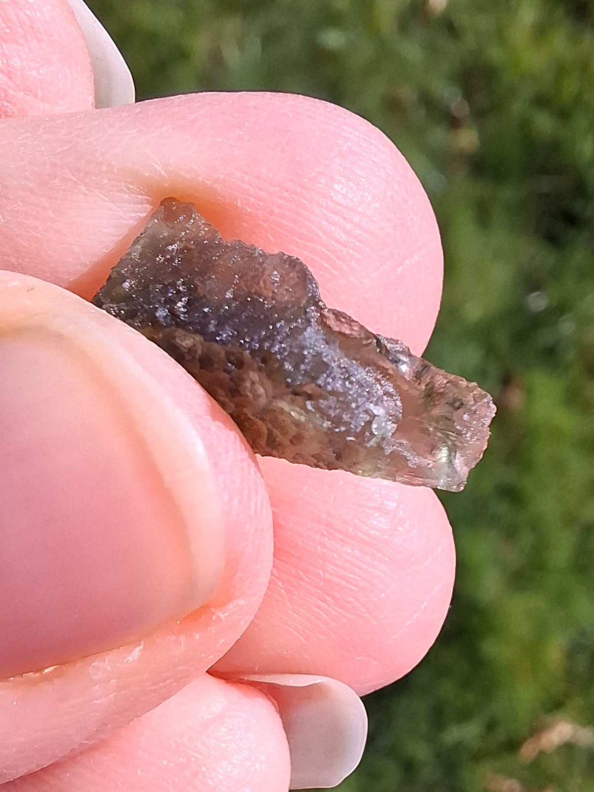 Moldavite Piece, 0.73g, Tektite (Ref: 1331)