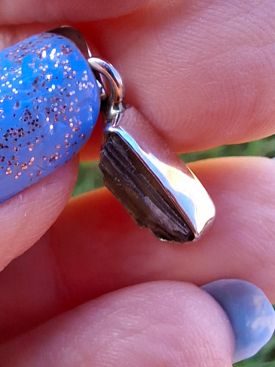 Moldavite Pendant, 925 Silver, Tektite (Ref: P91)