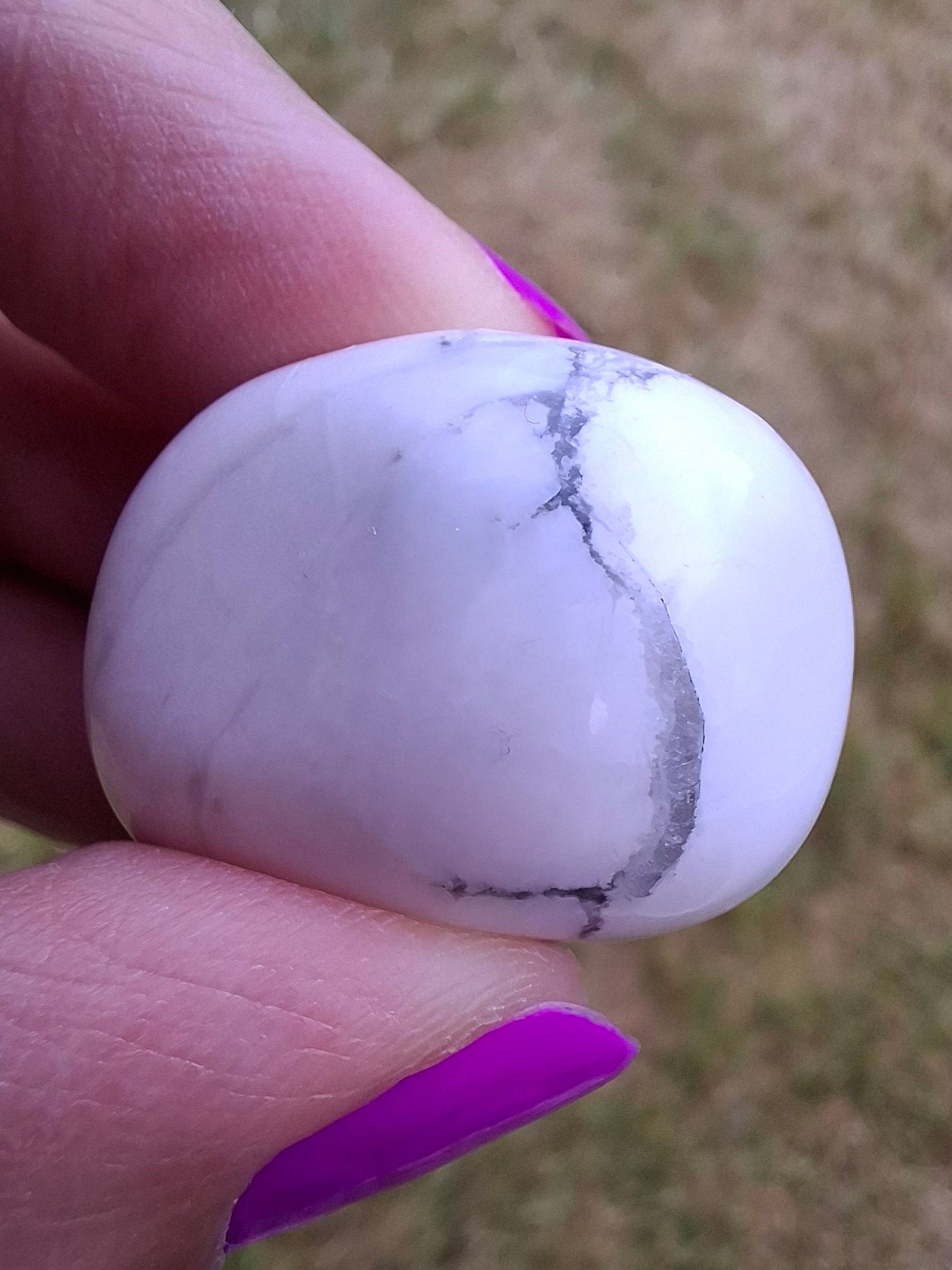 Howlite, Tumble Stone, Crystal (Ref: T35)