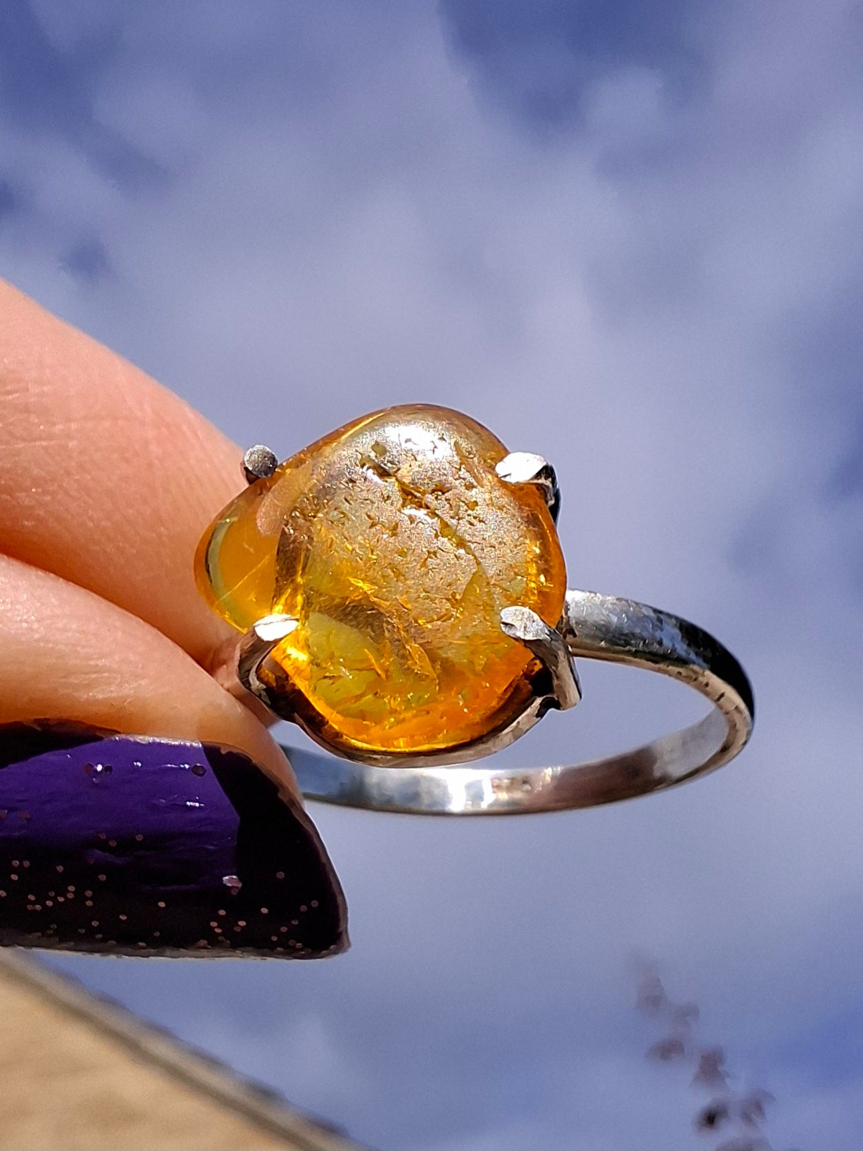 Baltic Amber Ring, size large R, 925 Silver, Fossil (Ref: AR17)