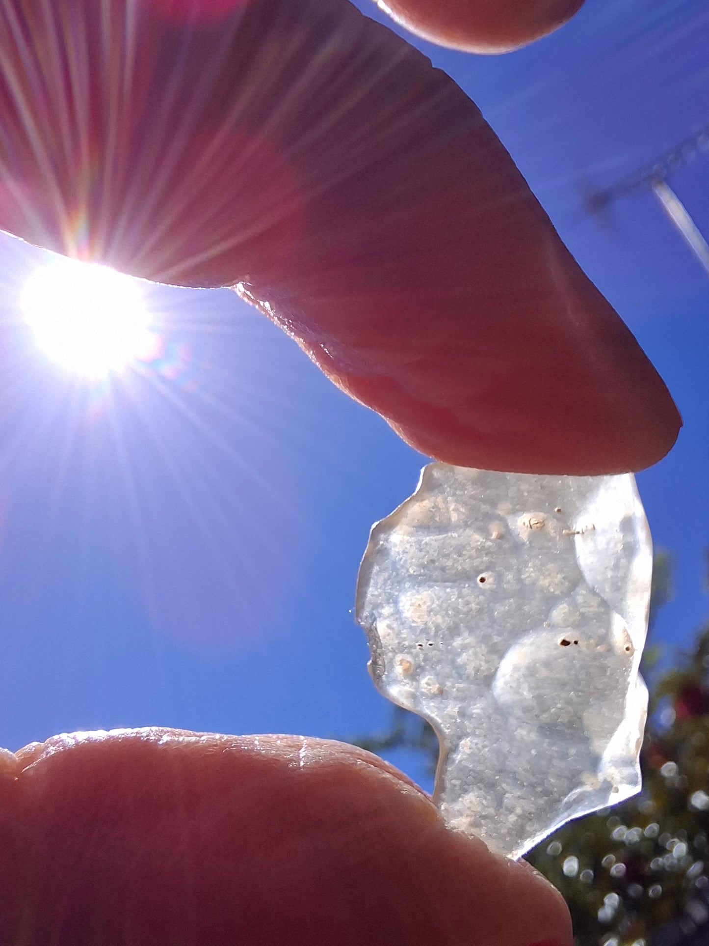 Libyan Desert Glass small Piece, 1.85g, Tektite (Ref: LE256)