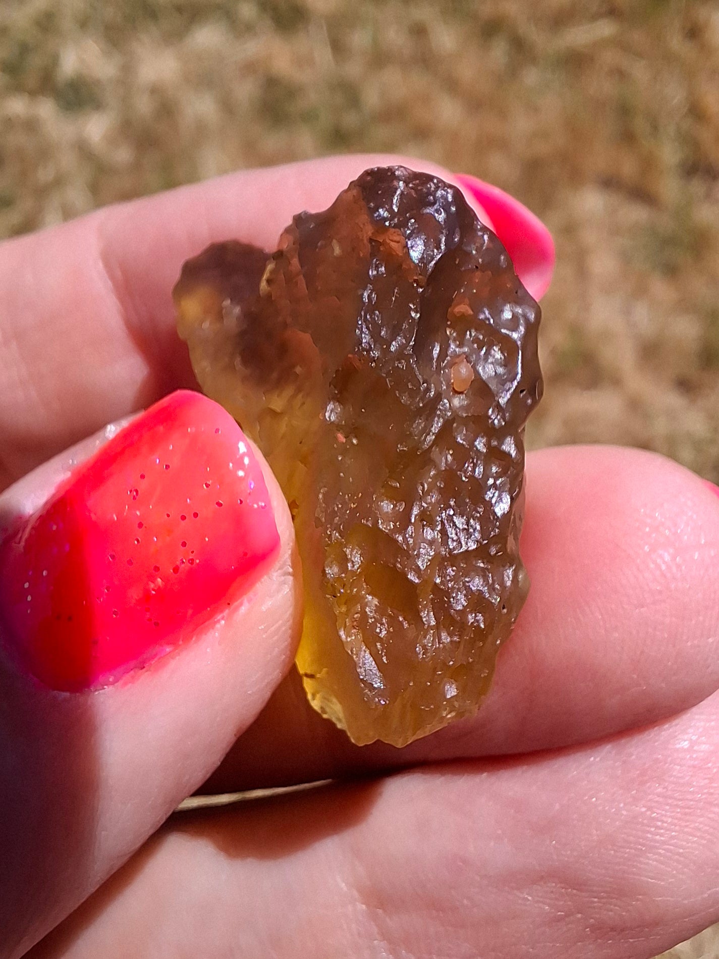 Libyan Desert Glass (darker) Piece, 7.36g, Tektite (Ref: L1357)