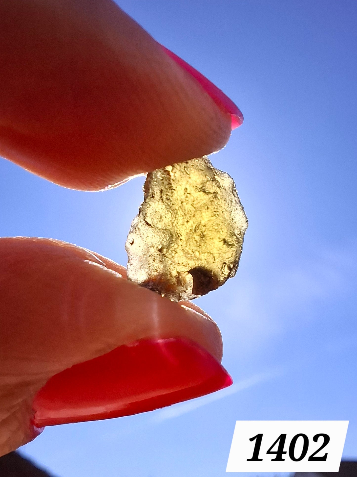 Moldavite Piece, 0.80g, Tektite (Ref: 1402)