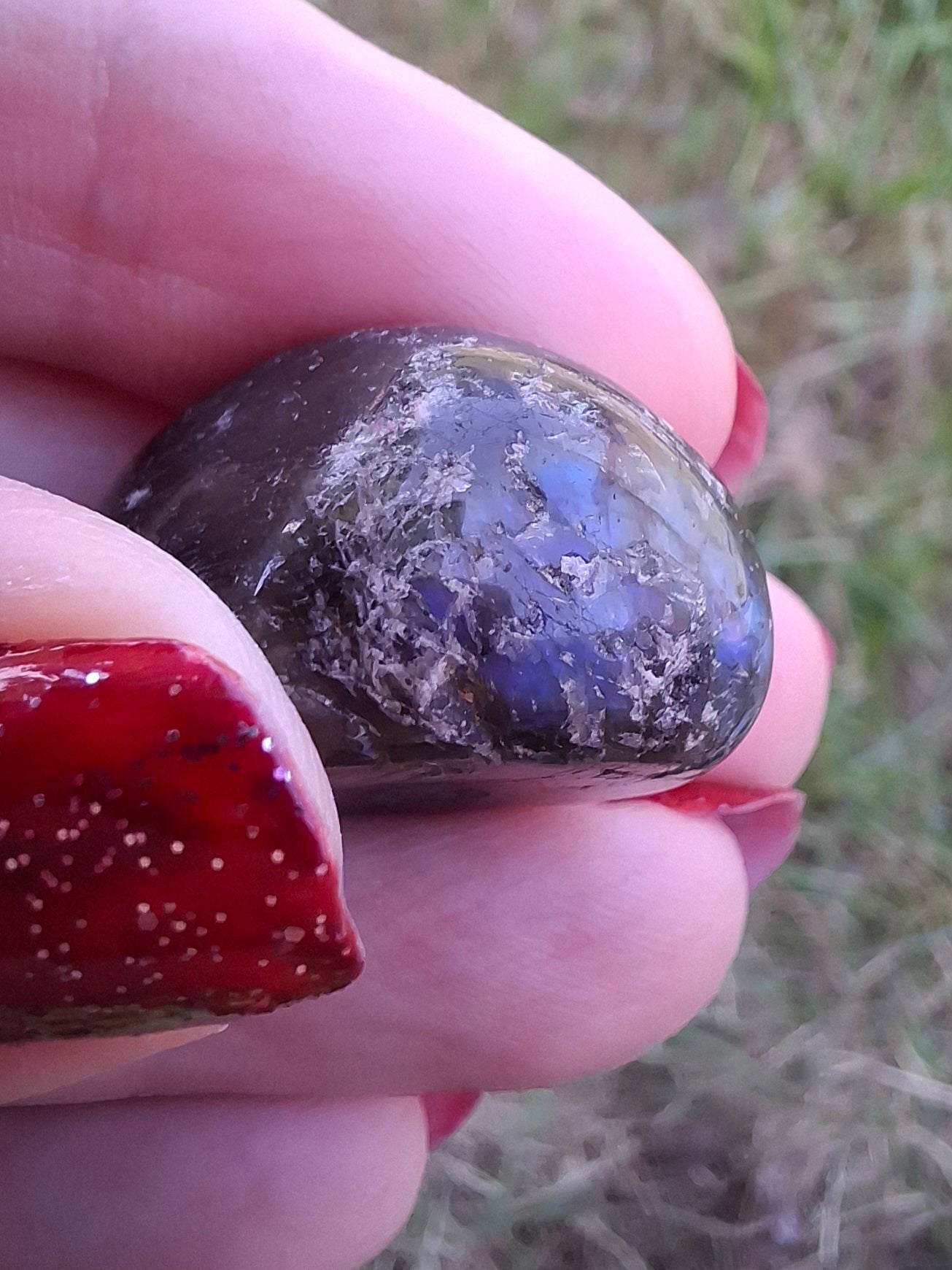 Labradorite, Tumble Stone, Crystal (Ref: T212)