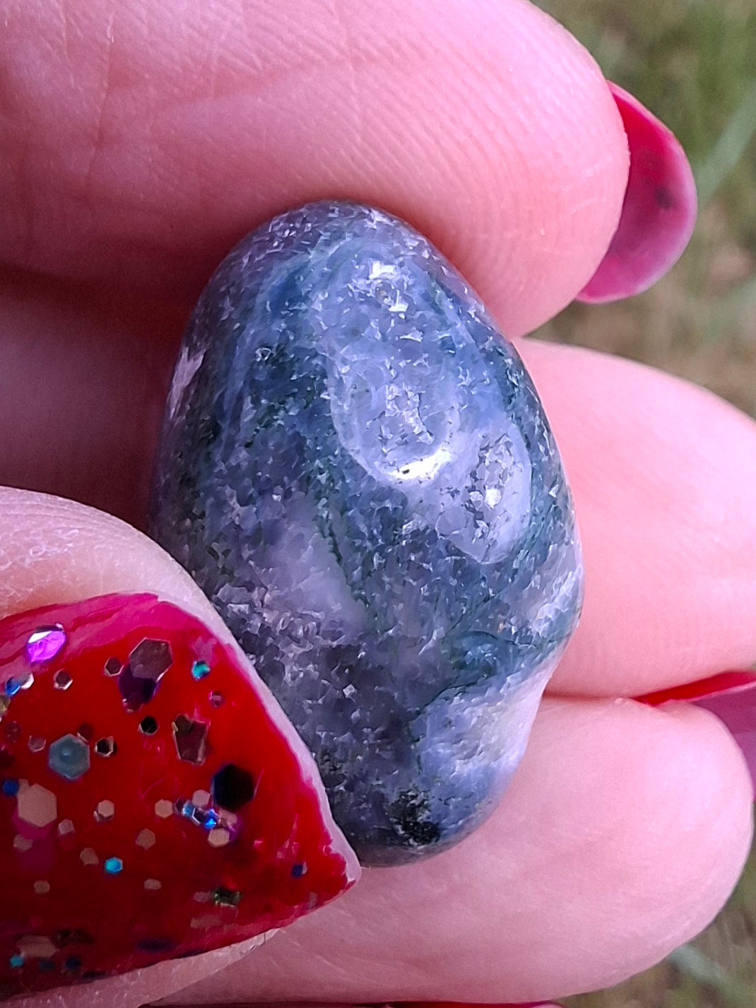 Green Moss Agate, Tumble Stone, Crystal (Ref: T168)