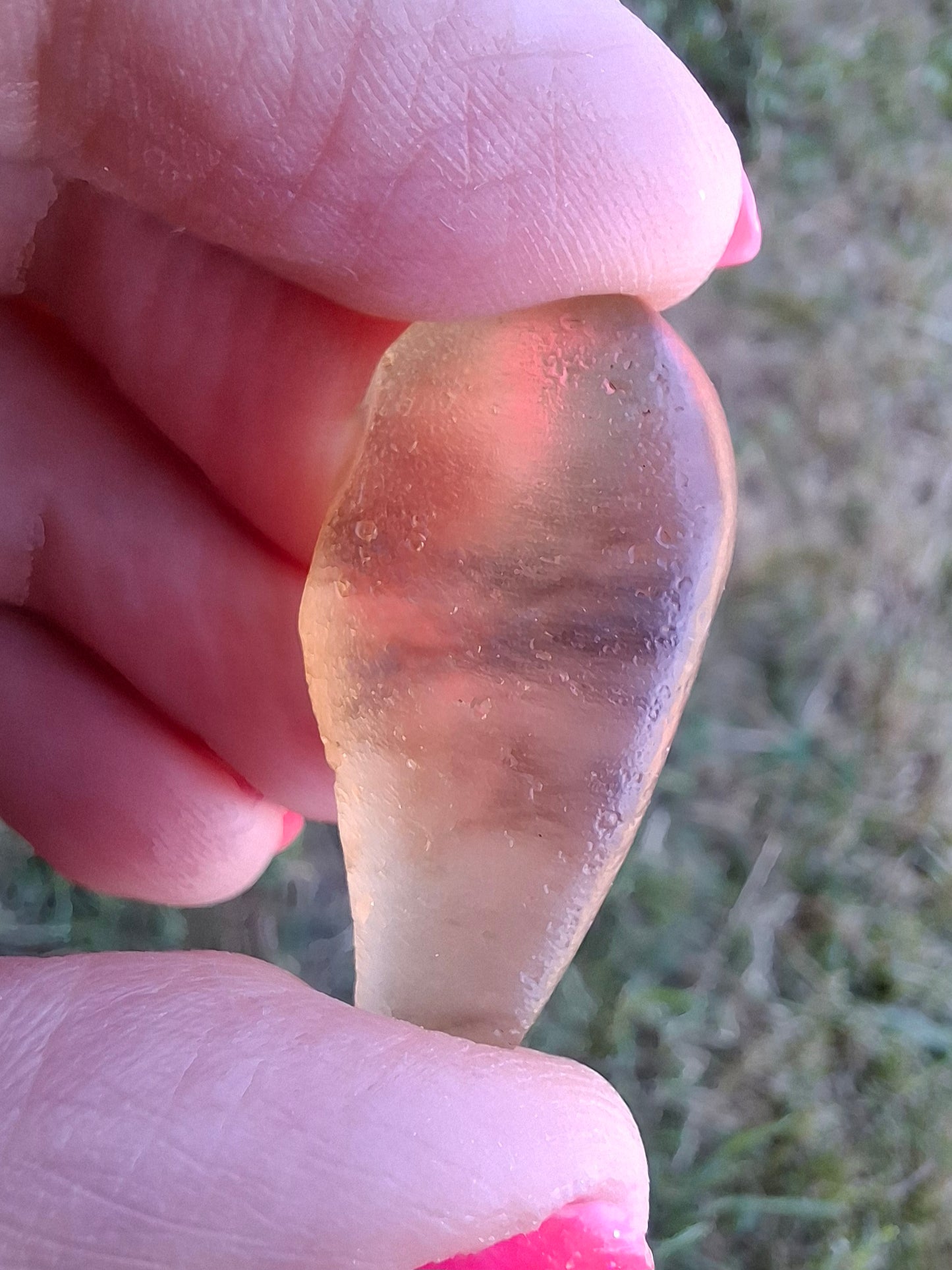 Libyan Desert Glass (darker) Piece, 7.38g, Tektite (Ref: L1375)