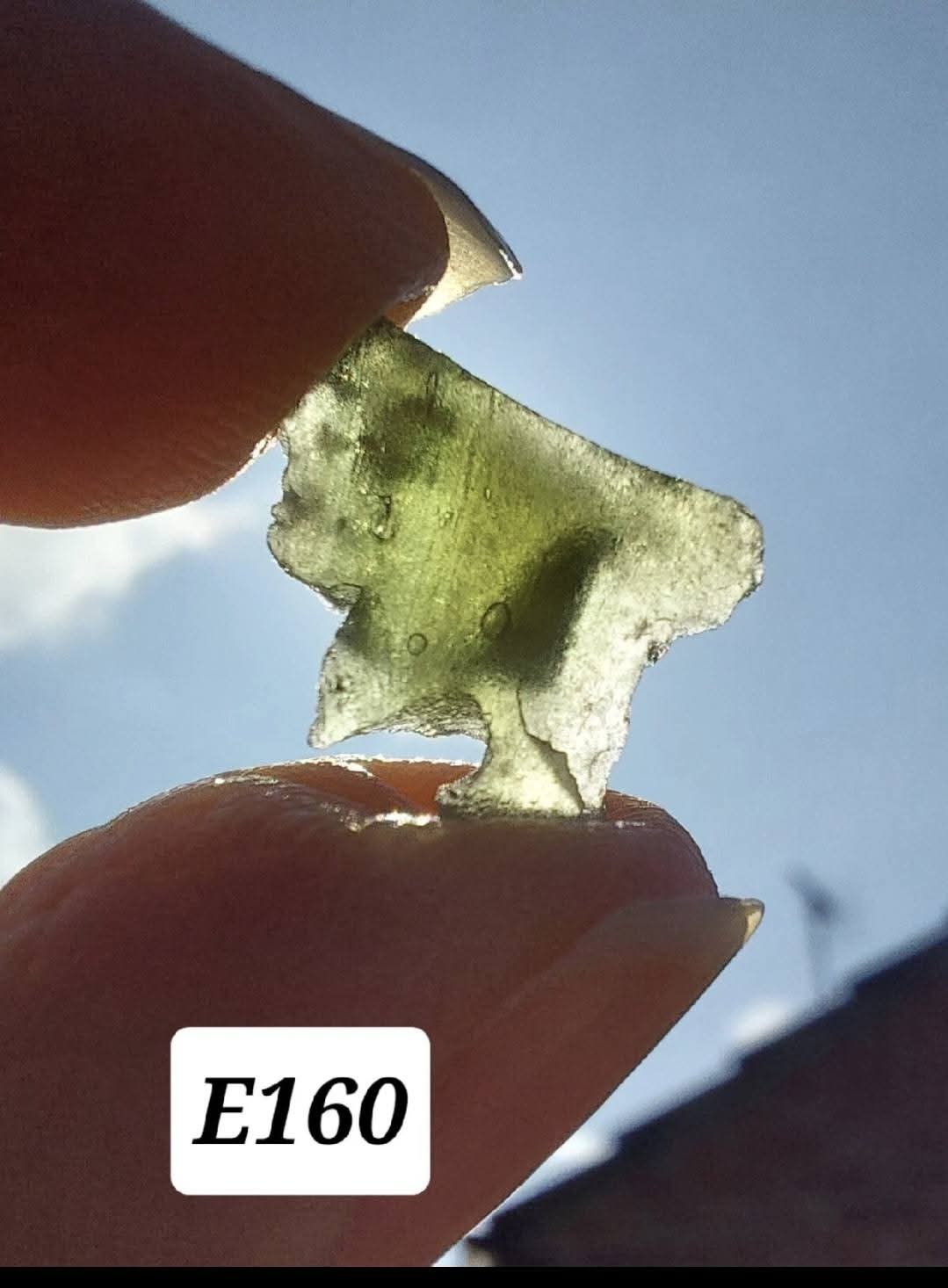Moldavite Piece, 0.69g, Tektite (Ref: E60)