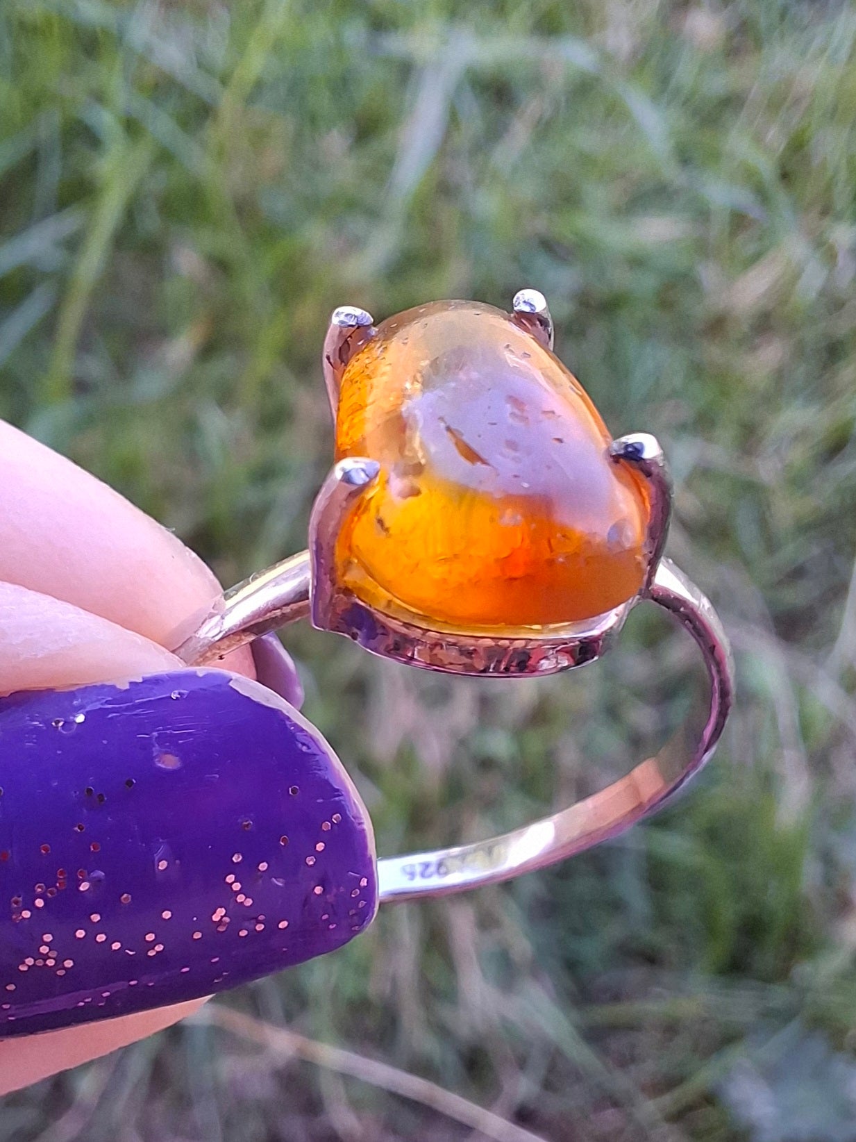 Baltic Amber Ring, size large V, 925 Silver, Fossil (Ref: AR24)