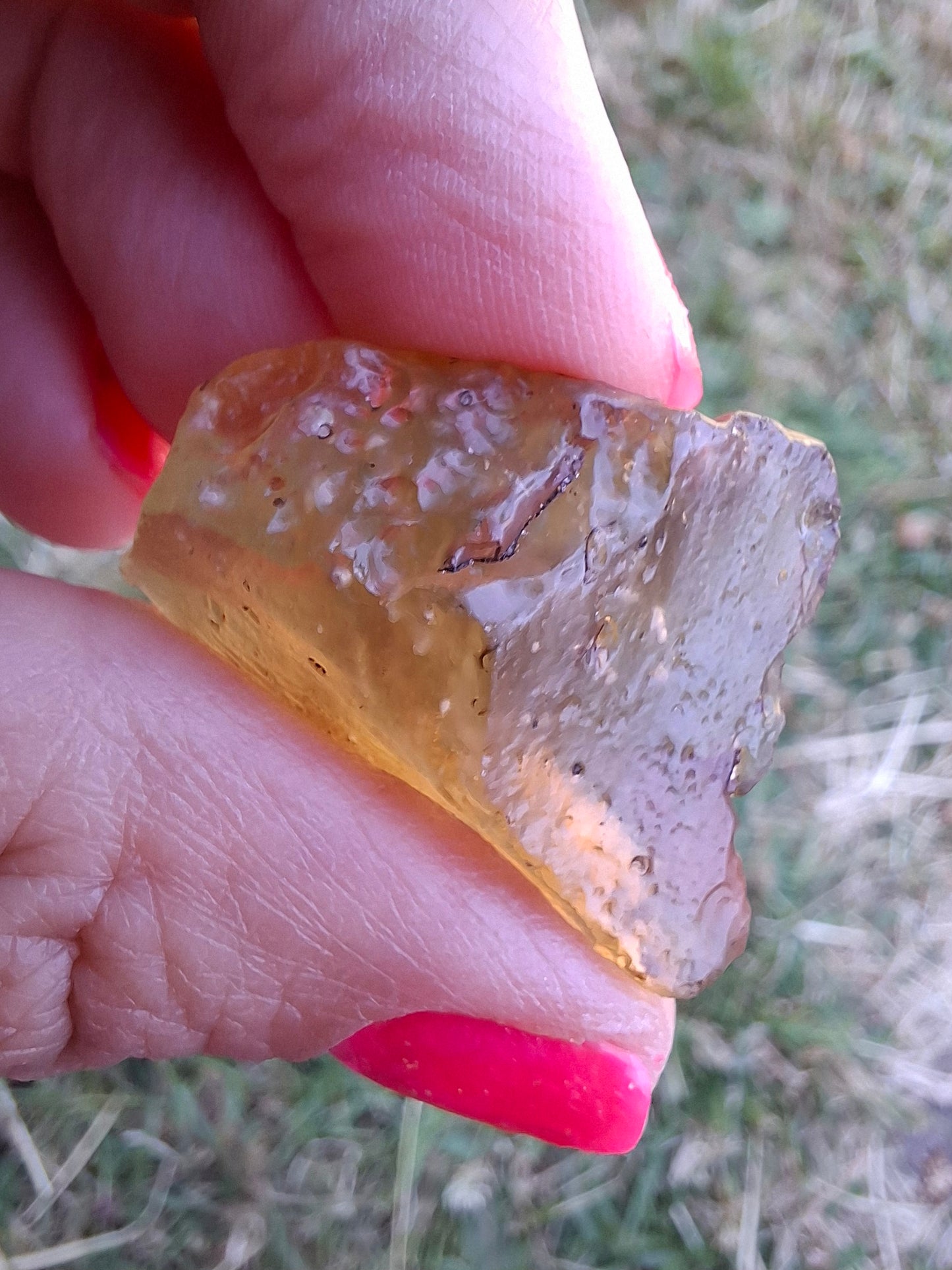 Libyan Desert Glass (darker) Piece, 7.36g, Tektite (Ref: L1357)