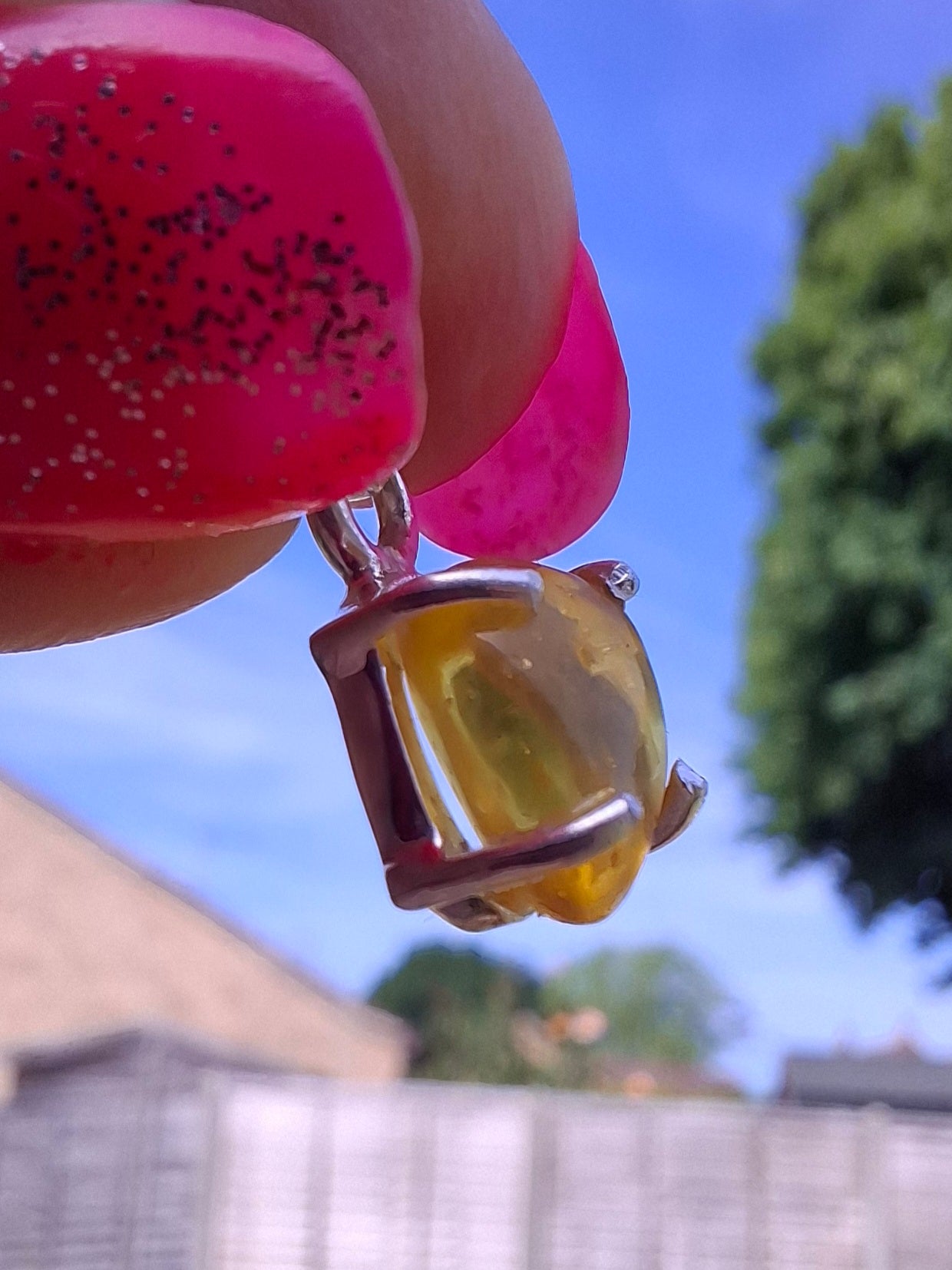Baltic Amber Pendant, 925 Silver, Fossil (Ref: AP16)