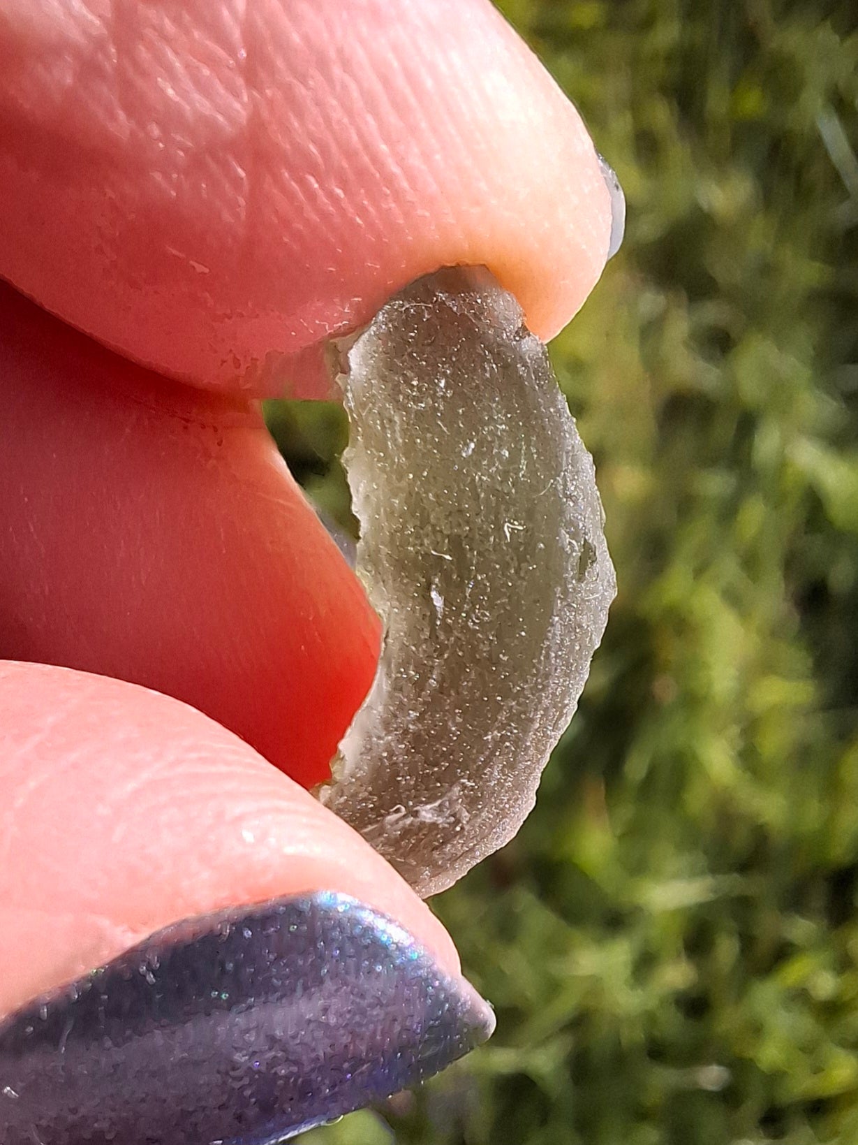 Moldavite Piece, 0.98g, Tektite (Ref: 1380)