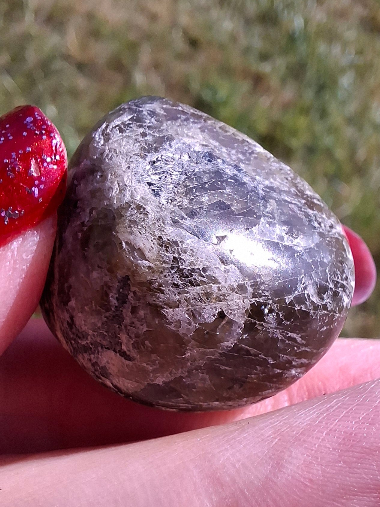 Labradorite, Tumble Stone, Crystal (Ref: T210)