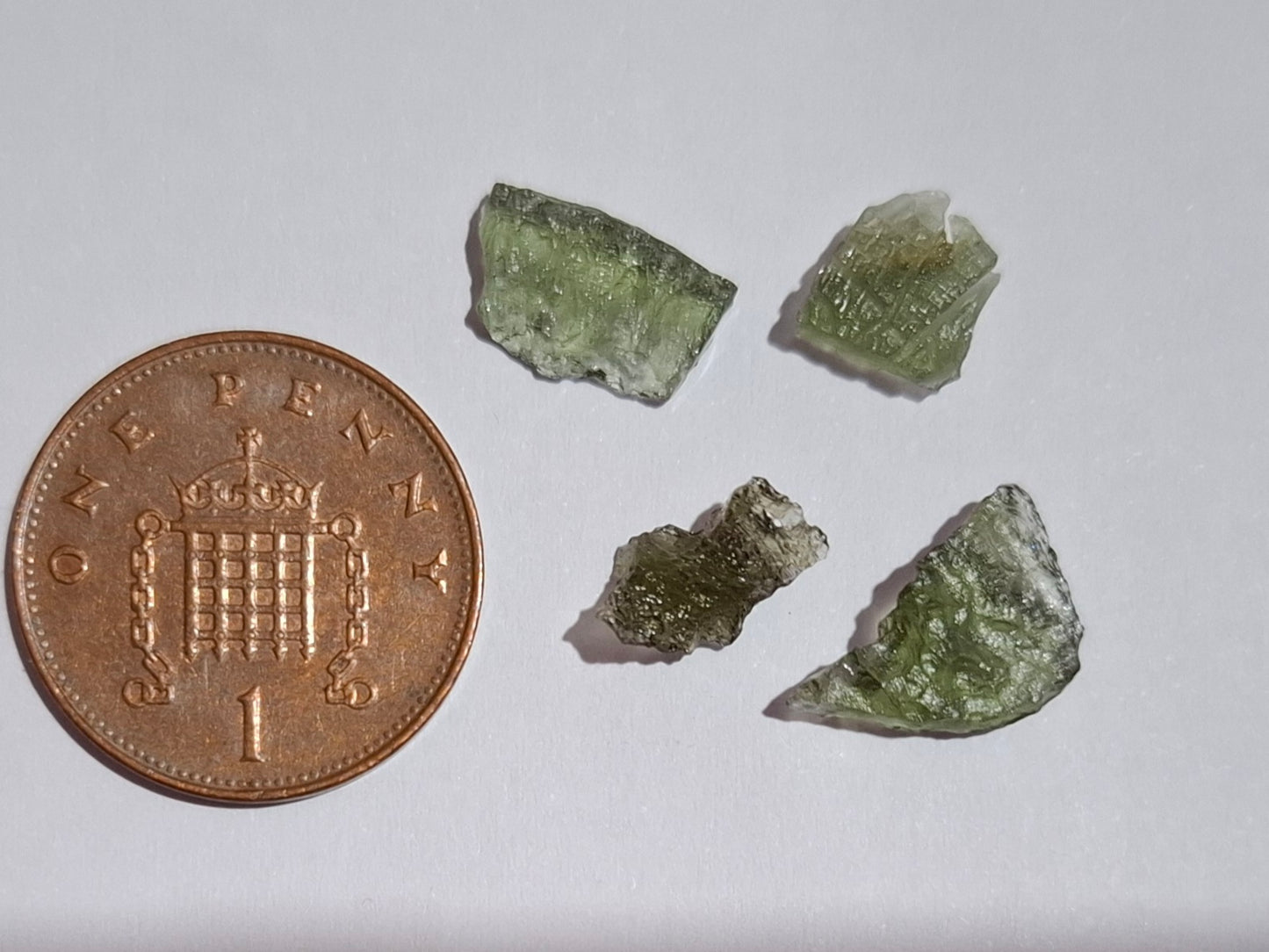Moldavite chip Bundle, 1g, 4 pcs, Tektite (MB38)