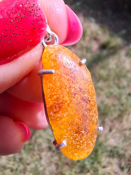 Baltic Amber Pendant, 925 Silver, Fossil (Ref: AP12)
