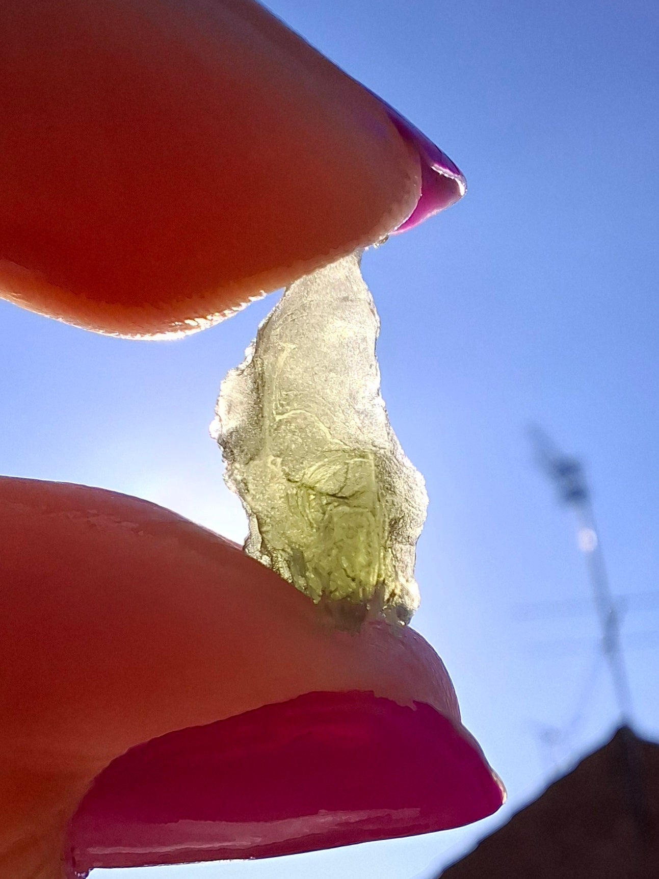 Moldavite Piece, 0.63g, Tektite (Ref: 1447)