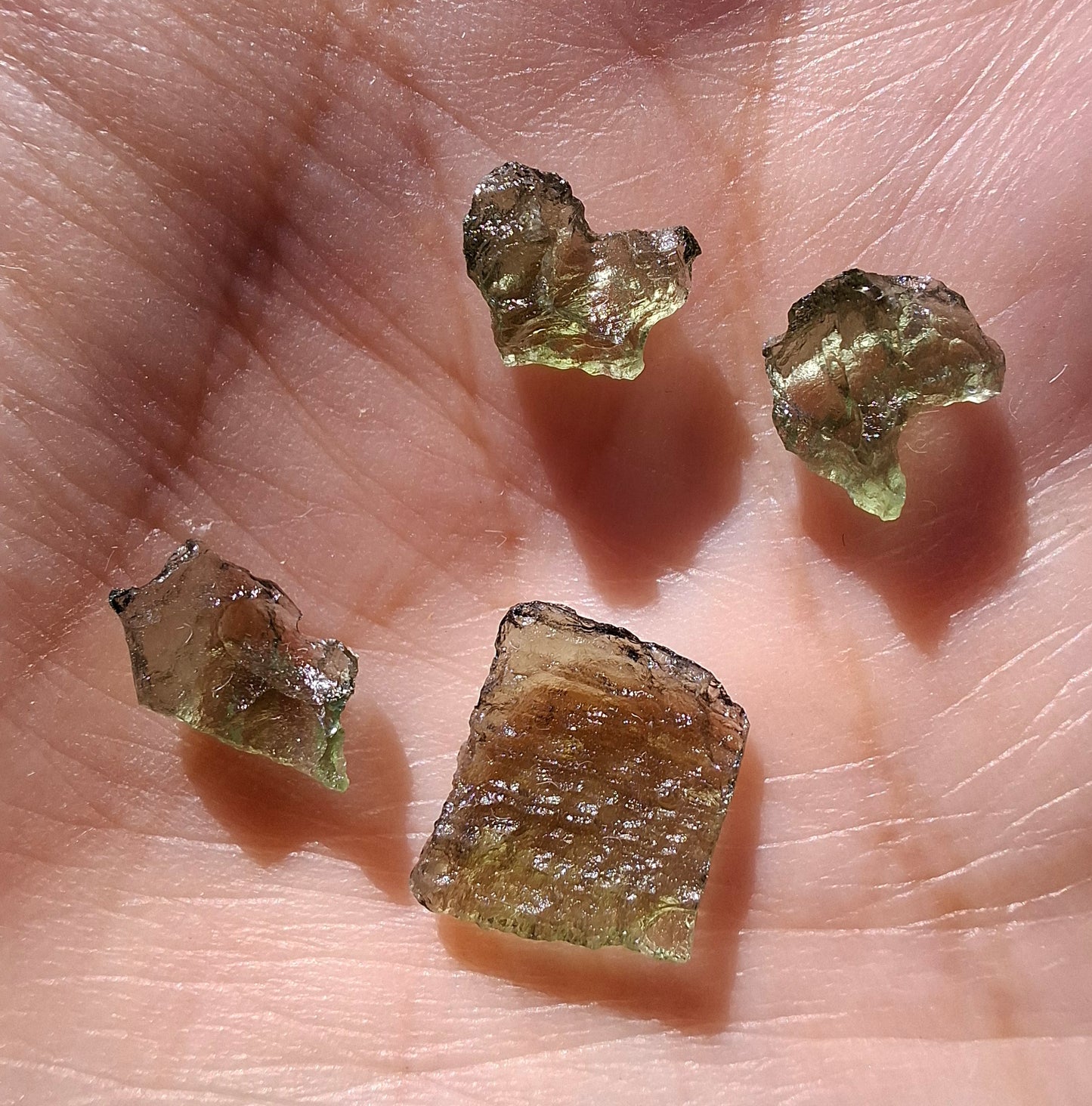 Moldavite chip Bundle, 1g, 4 pcs, Tektite (MB37)