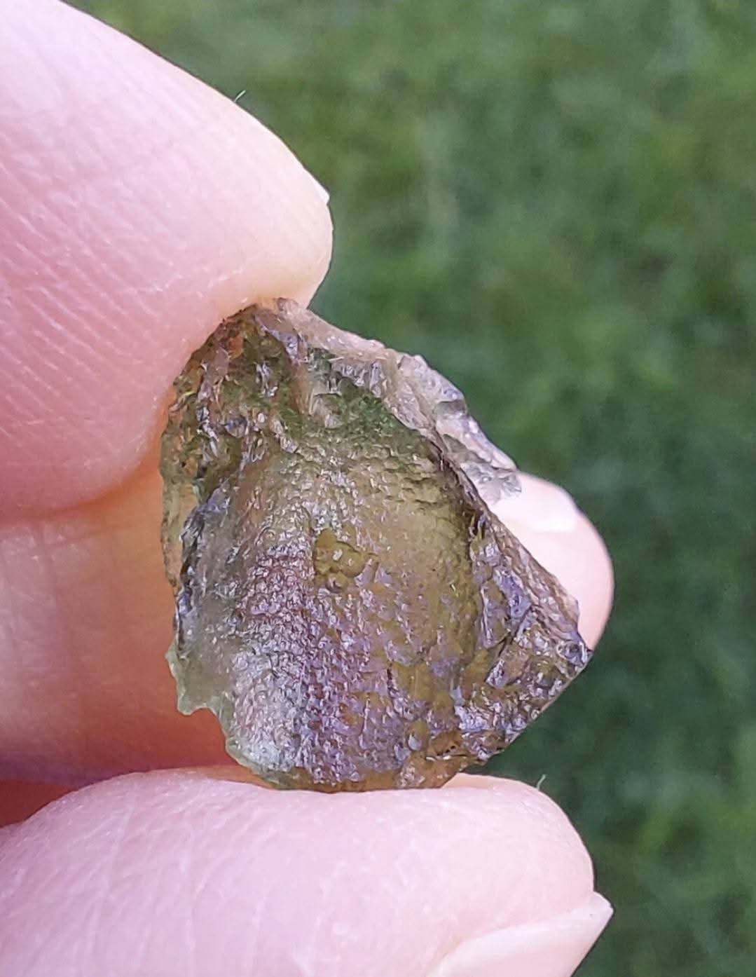 Moldavite Piece, 0.91g, Tektite (Ref: 924)