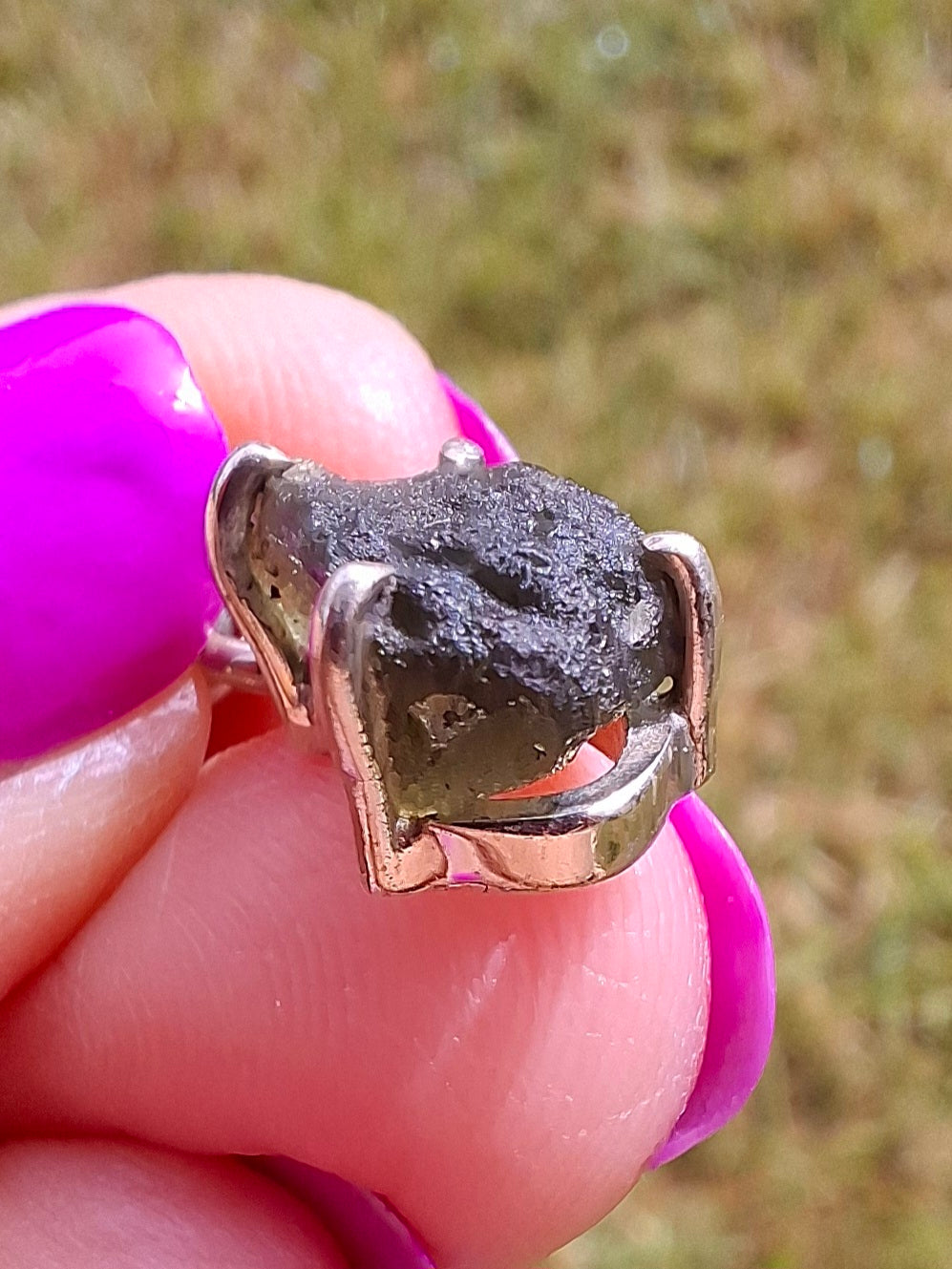 Moldavite Claw Pendant, 925 Silver, Tektite (Ref: P19)